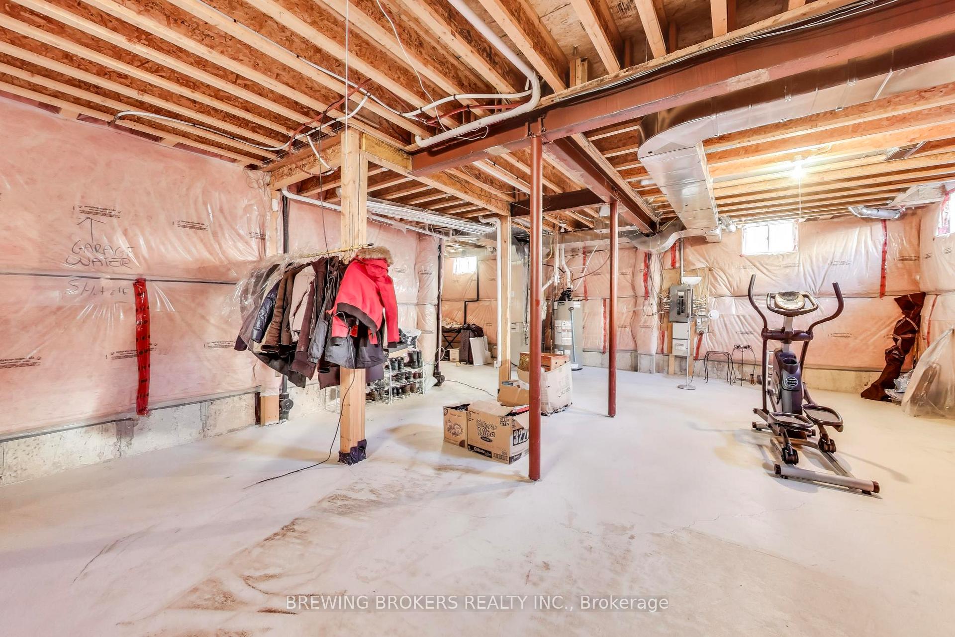 Photo 33 of 60 Yarden Drive, Vaughan, Patterson — HOMEH
