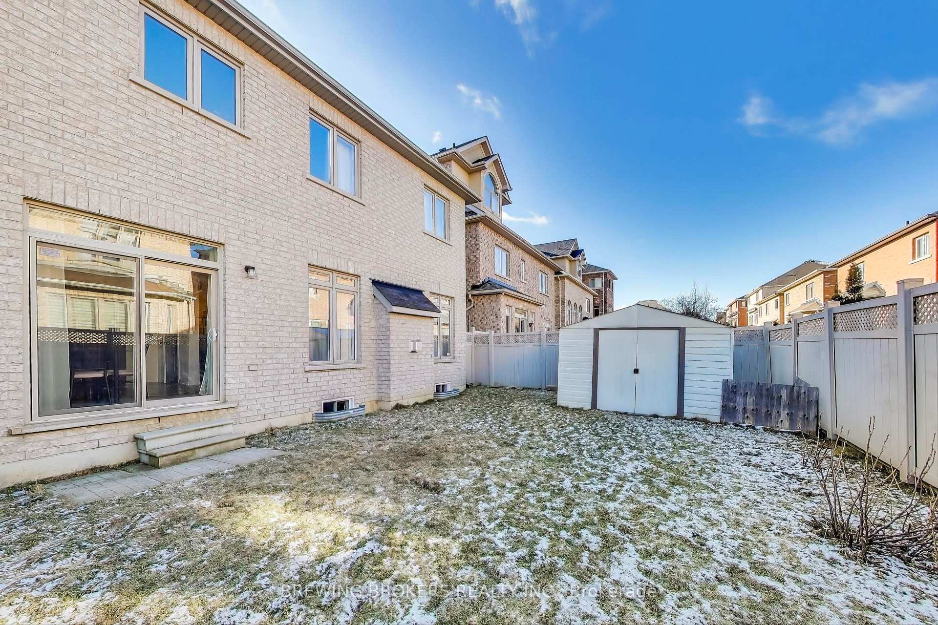 Photo 36 of 60 Yarden Drive, Vaughan, Patterson — HOMEH