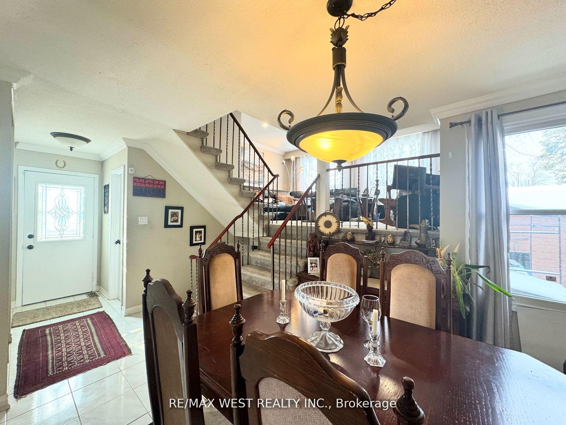 Photo 9 of 425 Hansen Road N, Brampton, Madoc — HOMEH