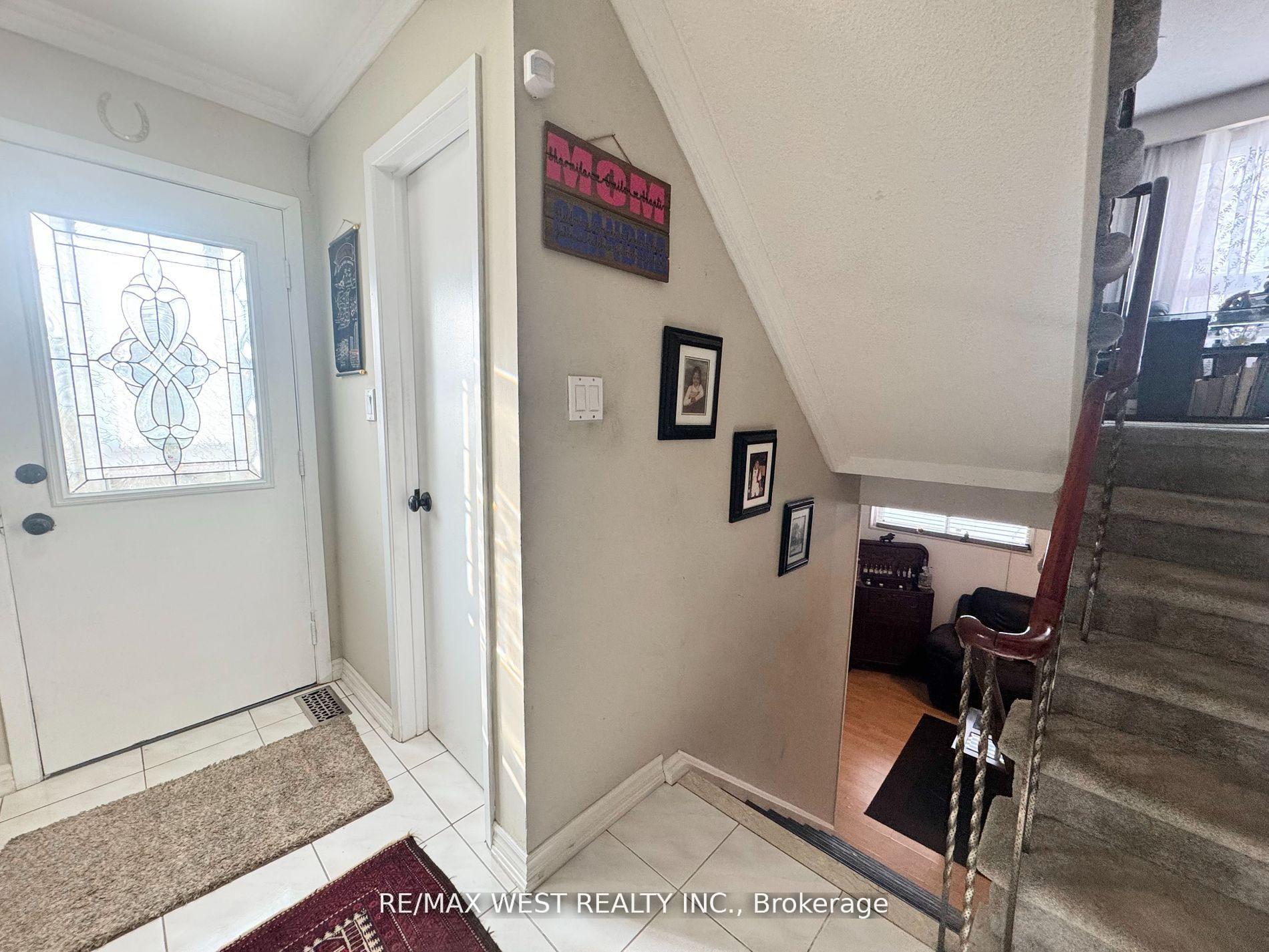 Photo 23 of 425 Hansen Road N, Brampton, Madoc — HOMEH