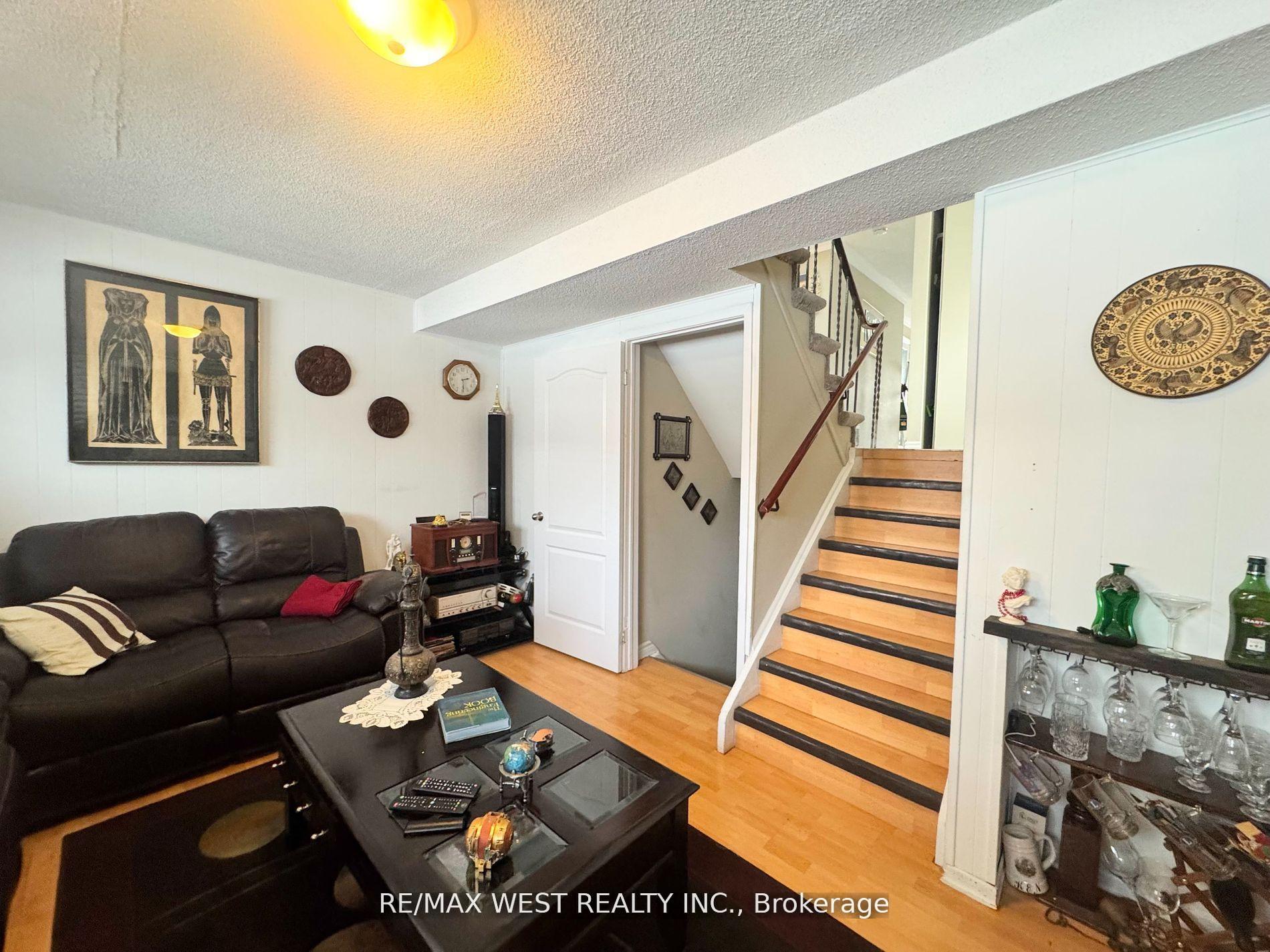 Photo 24 of 425 Hansen Road N, Brampton, Madoc — HOMEH