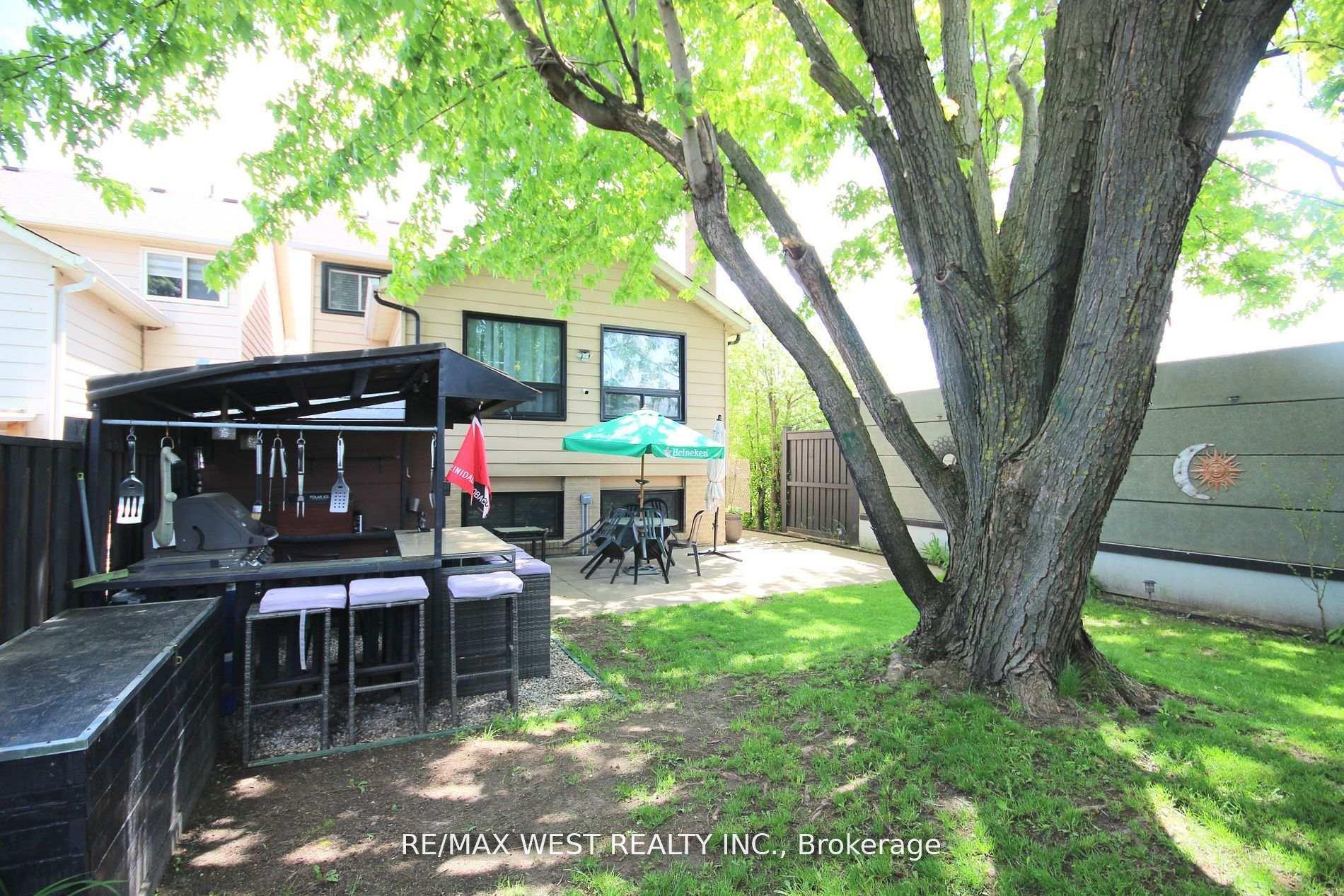 Photo 44 of 425 Hansen Road N, Brampton, Madoc — HOMEH