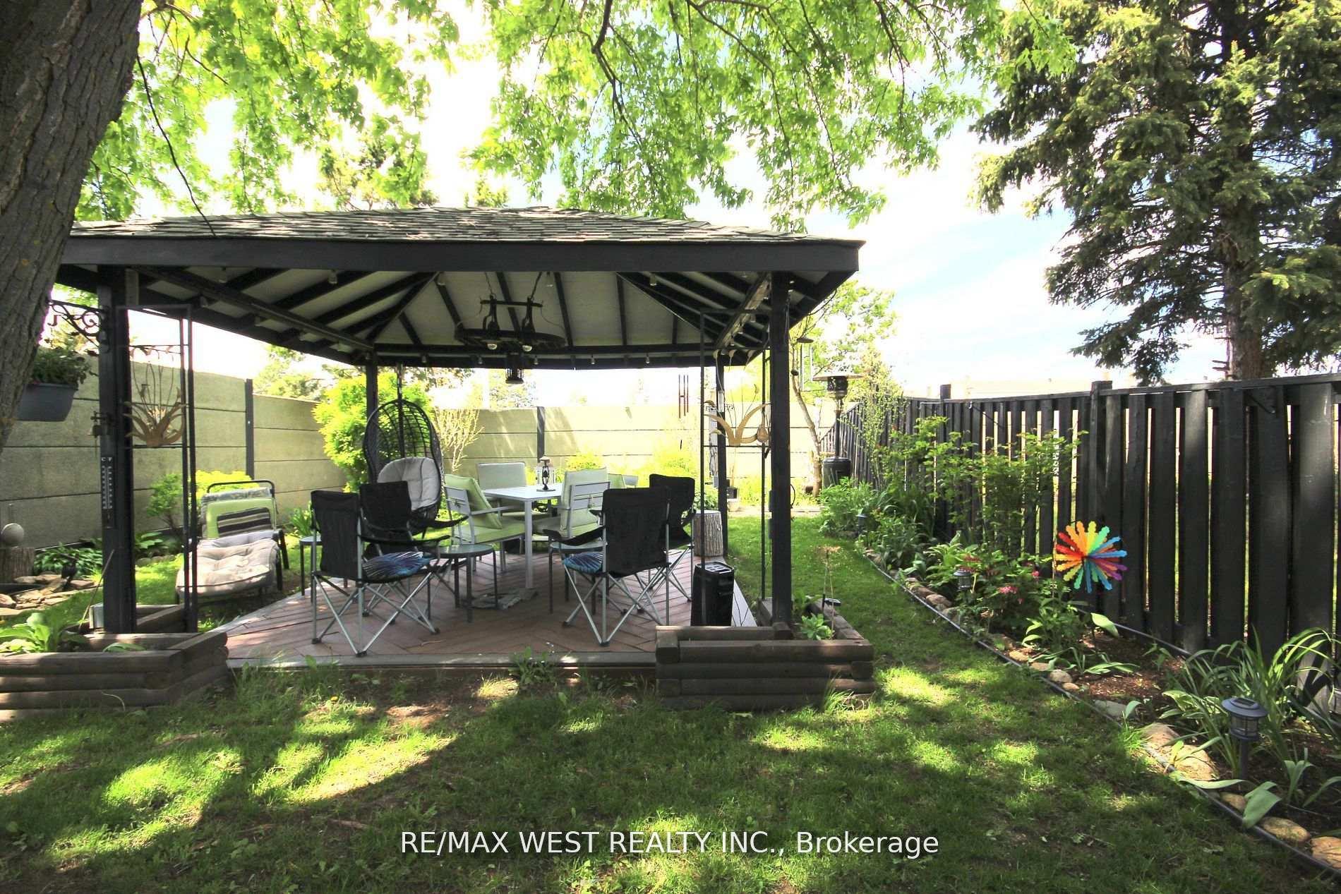 Photo 45 of 425 Hansen Road N, Brampton, Madoc — HOMEH