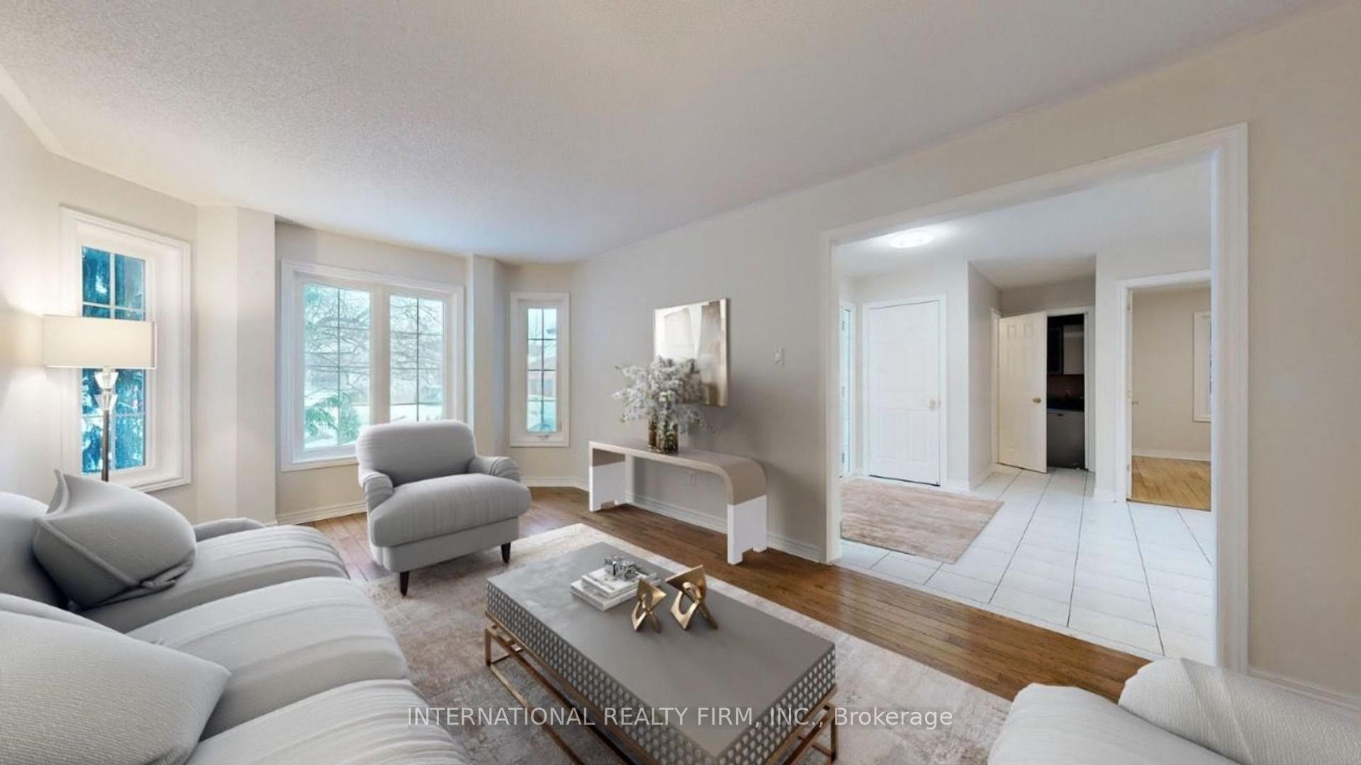 Photo 6 of 8 Bishop Drive, Barrie, Ardagh — HOMEH