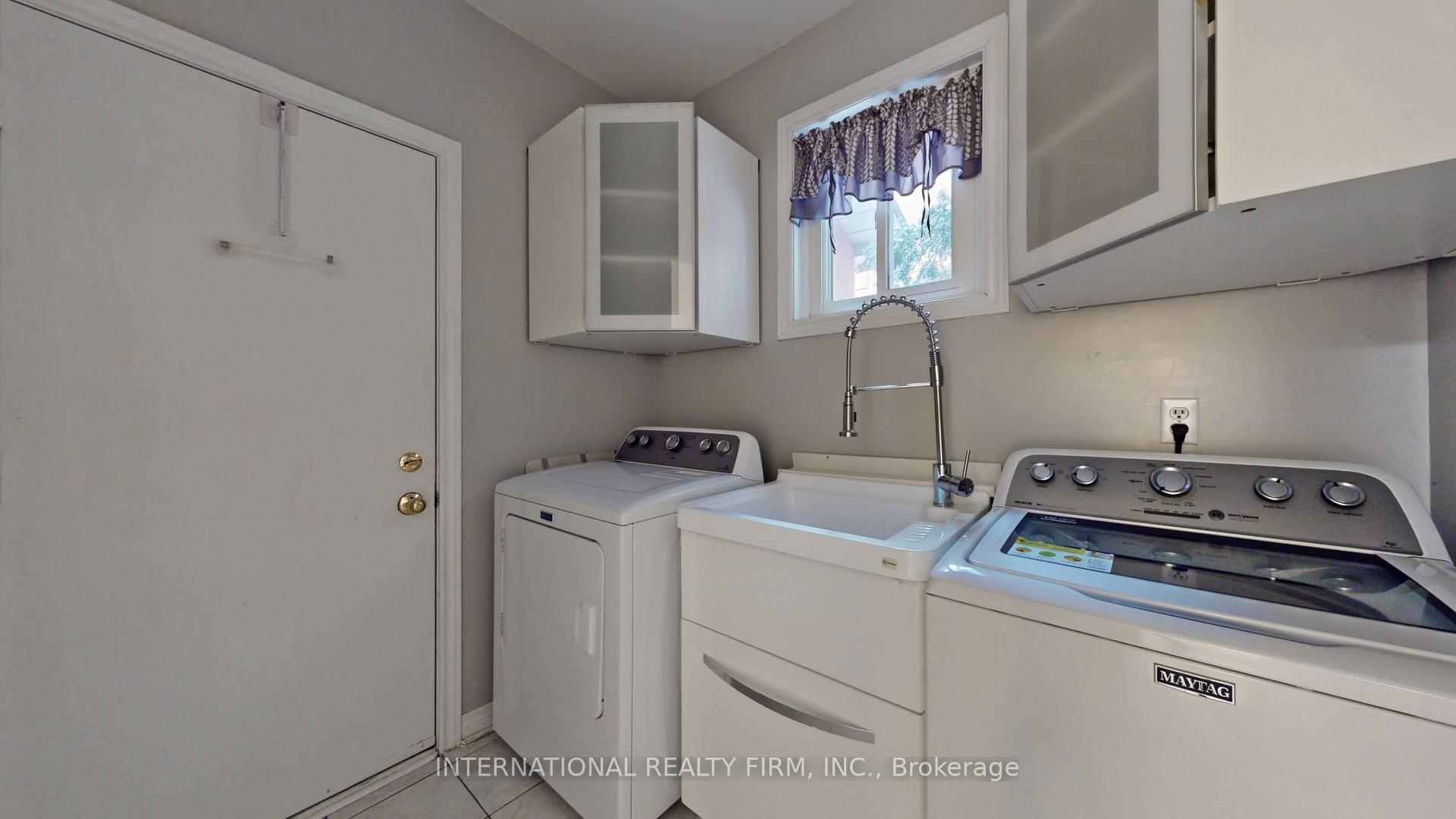Photo 19 of 8 Bishop Drive, Barrie, Ardagh — HOMEH