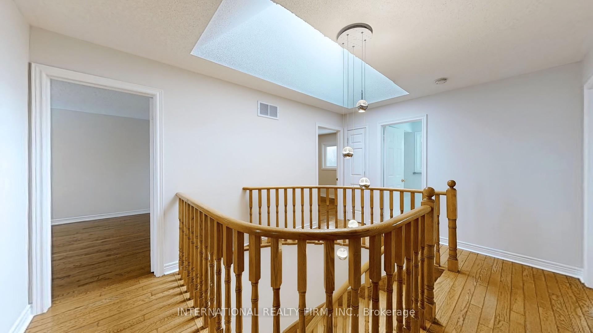 Photo 22 of 8 Bishop Drive, Barrie, Ardagh — HOMEH