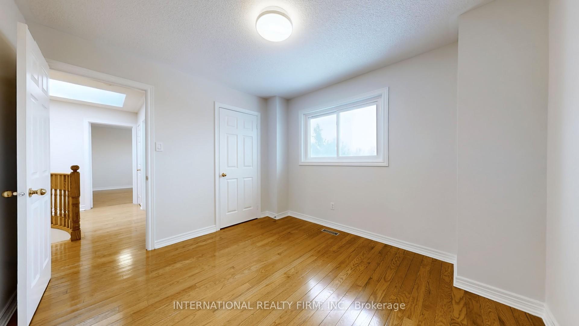 Photo 33 of 8 Bishop Drive, Barrie, Ardagh — HOMEH