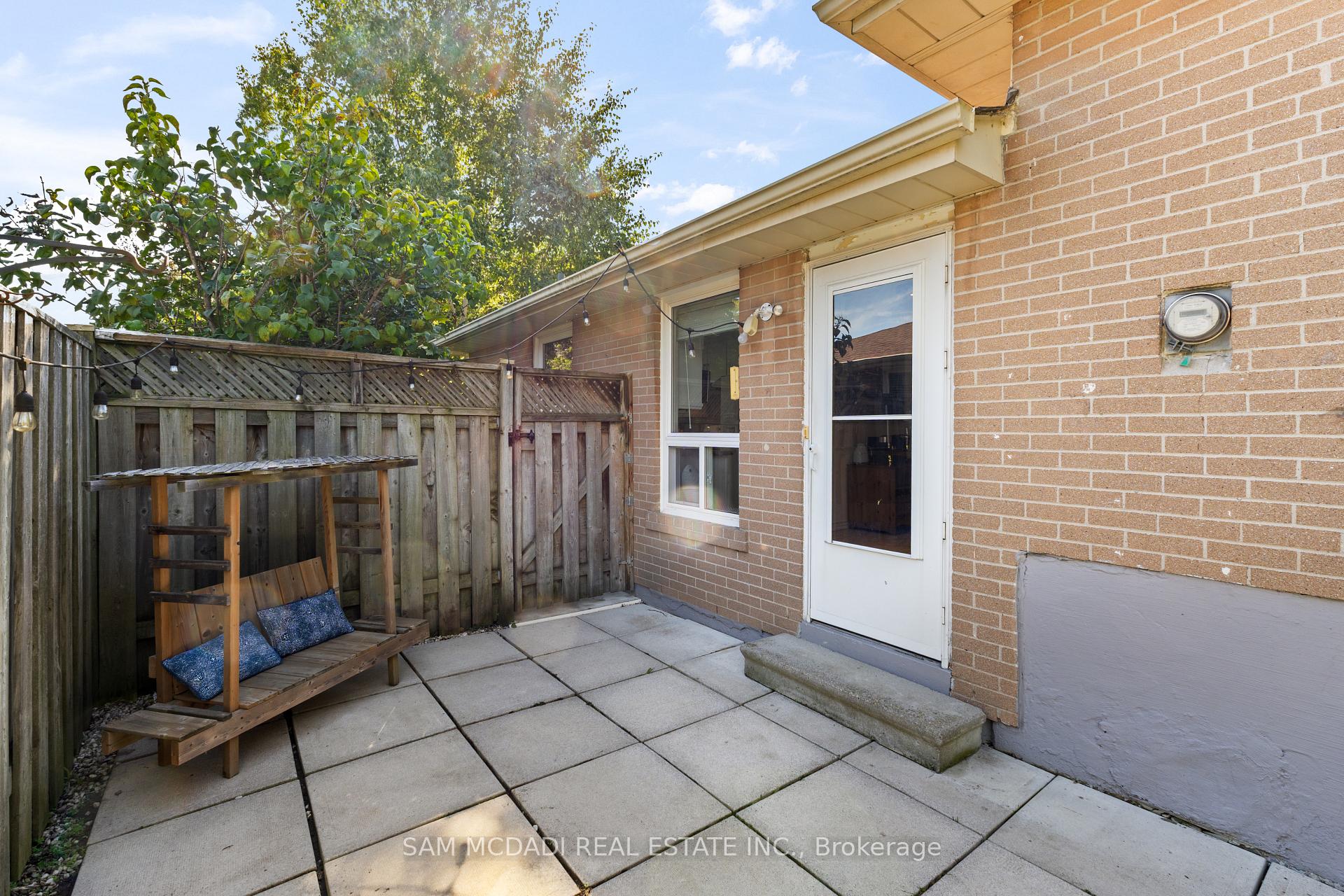 Photo 33 of 77 Lockton Crescent, Brampton, Brampton East — HOMEH