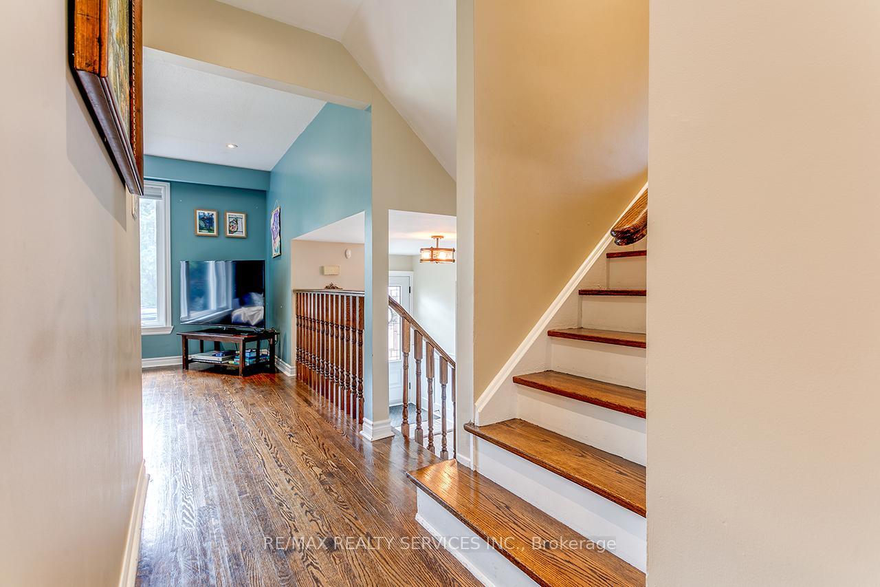 Photo 16 of 264 Bartley Bull Parkway, Brampton, Brampton East — HOMEH