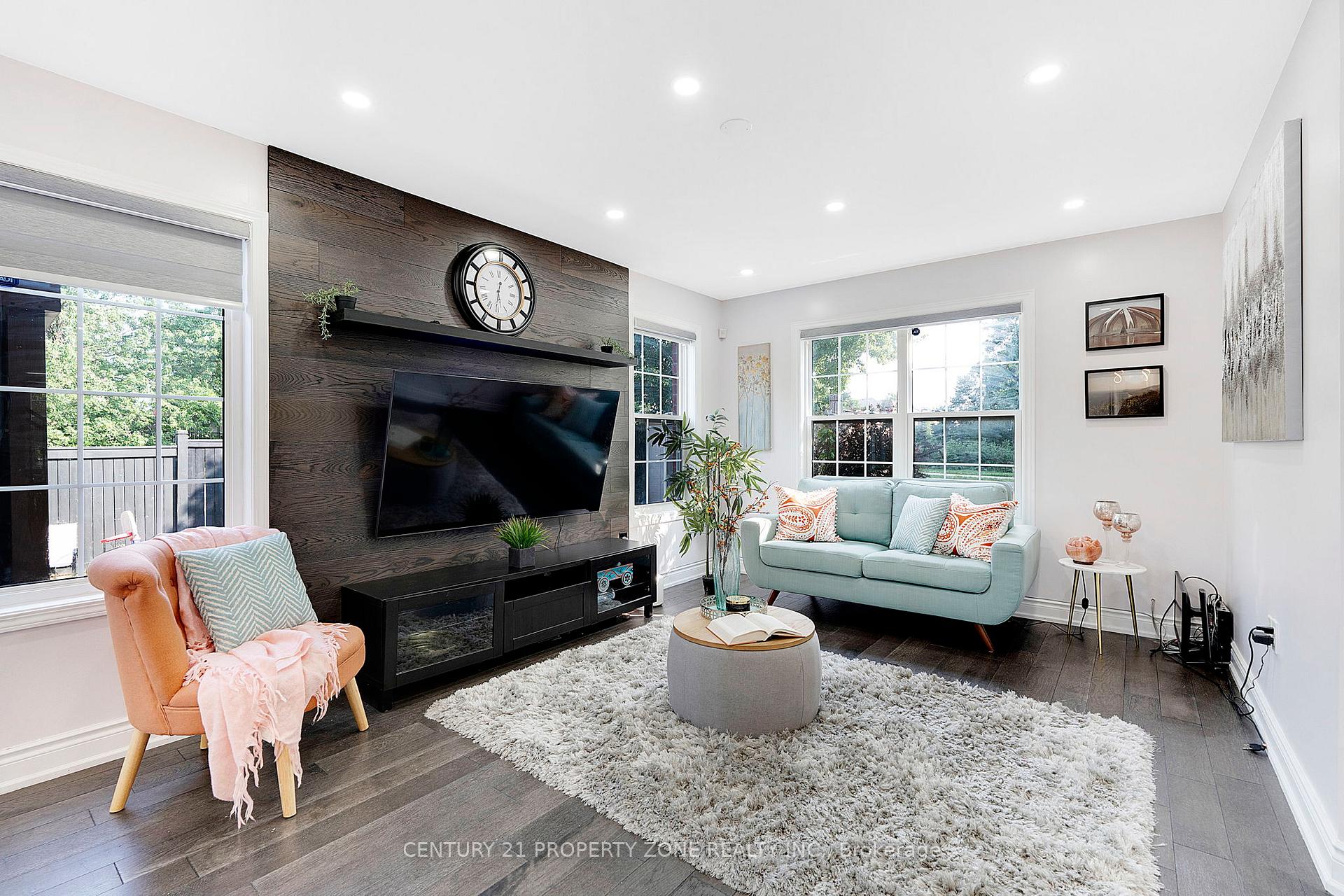 Photo 5 of 185 Brisdale Drive, Brampton, Fletcher's Meadow — HOMEH