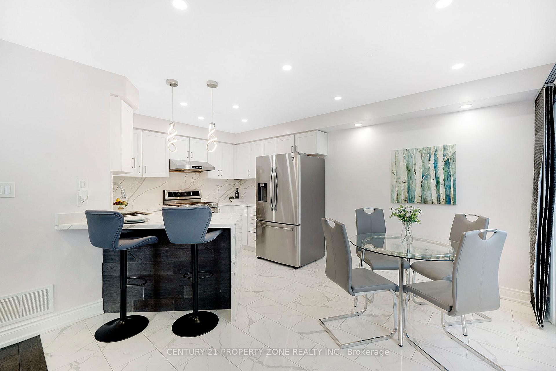 Photo 10 of 185 Brisdale Drive, Brampton, Fletcher's Meadow — HOMEH