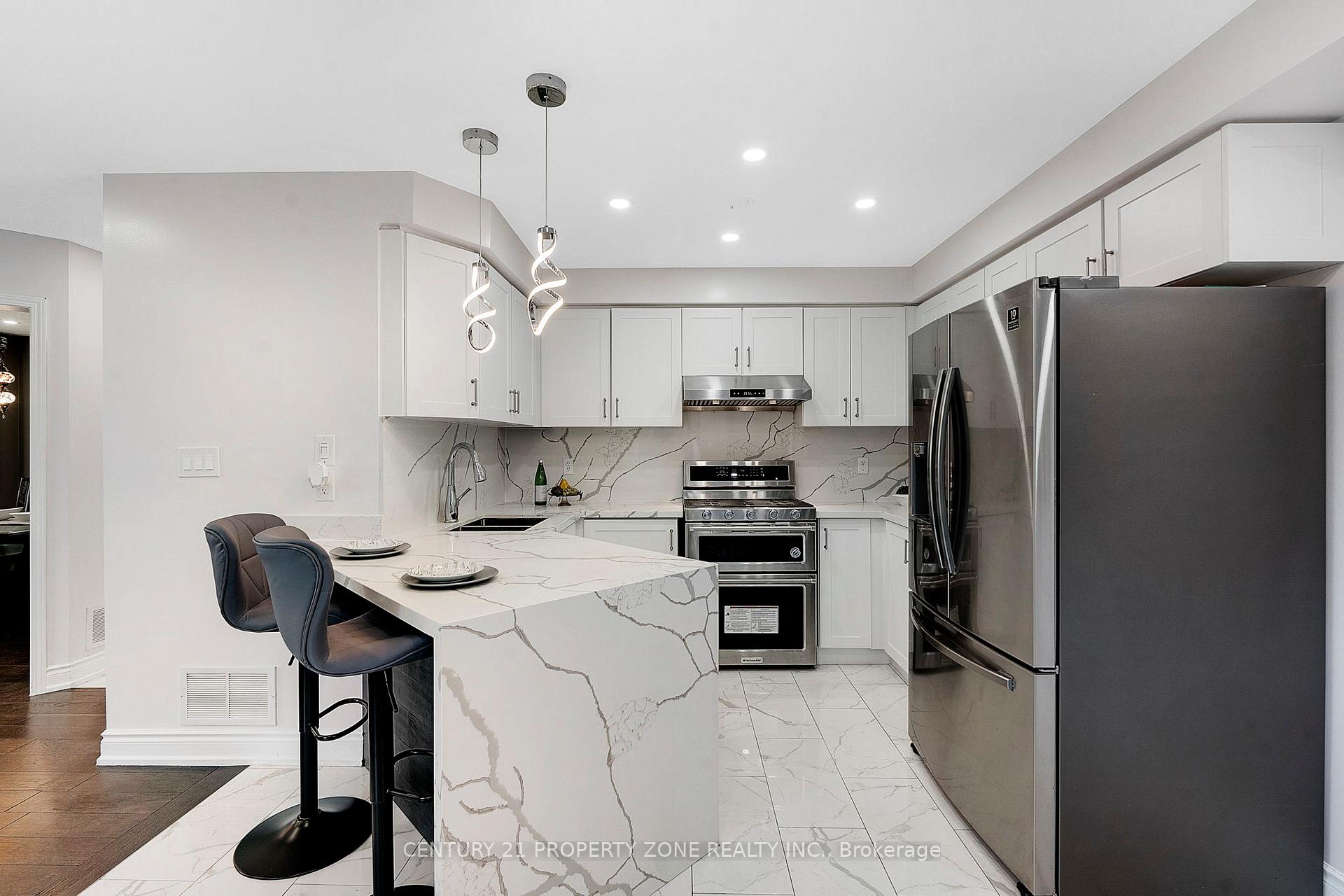 Photo 12 of 185 Brisdale Drive, Brampton, Fletcher's Meadow — HOMEH