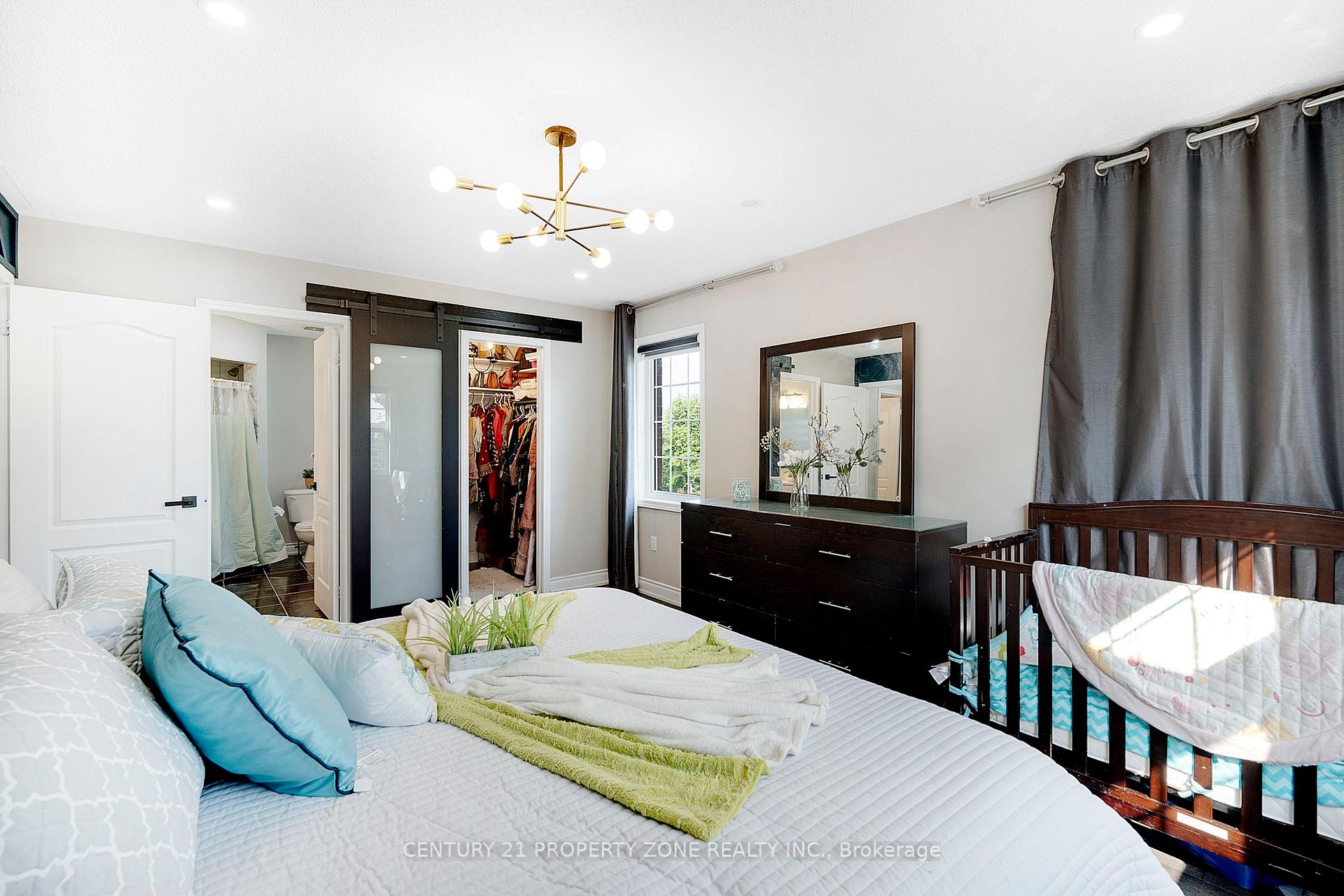 Photo 20 of 185 Brisdale Drive, Brampton, Fletcher's Meadow — HOMEH