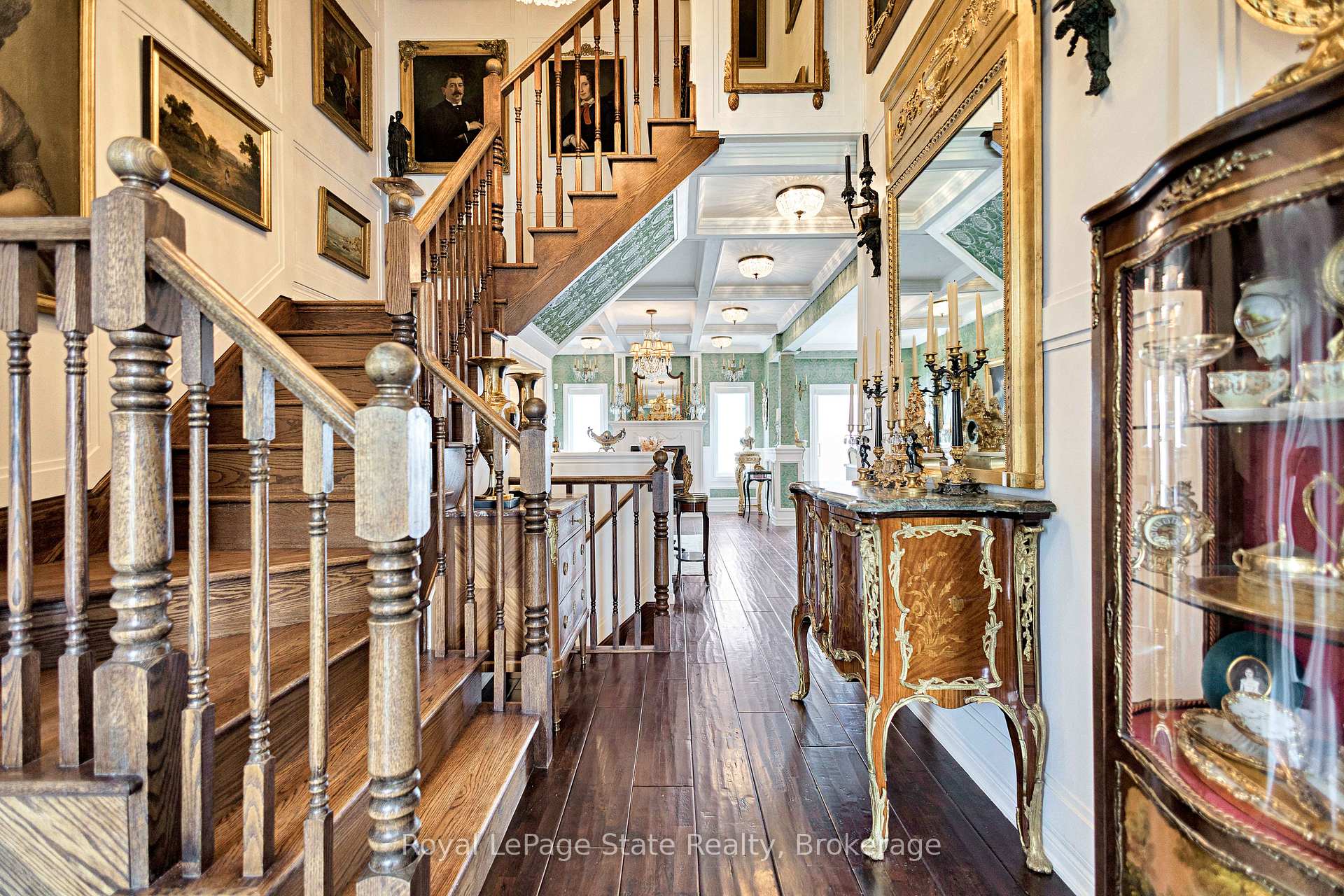 Photo 6 of 275 John Frederick Drive, Hamilton, Meadowlands — HOMEH