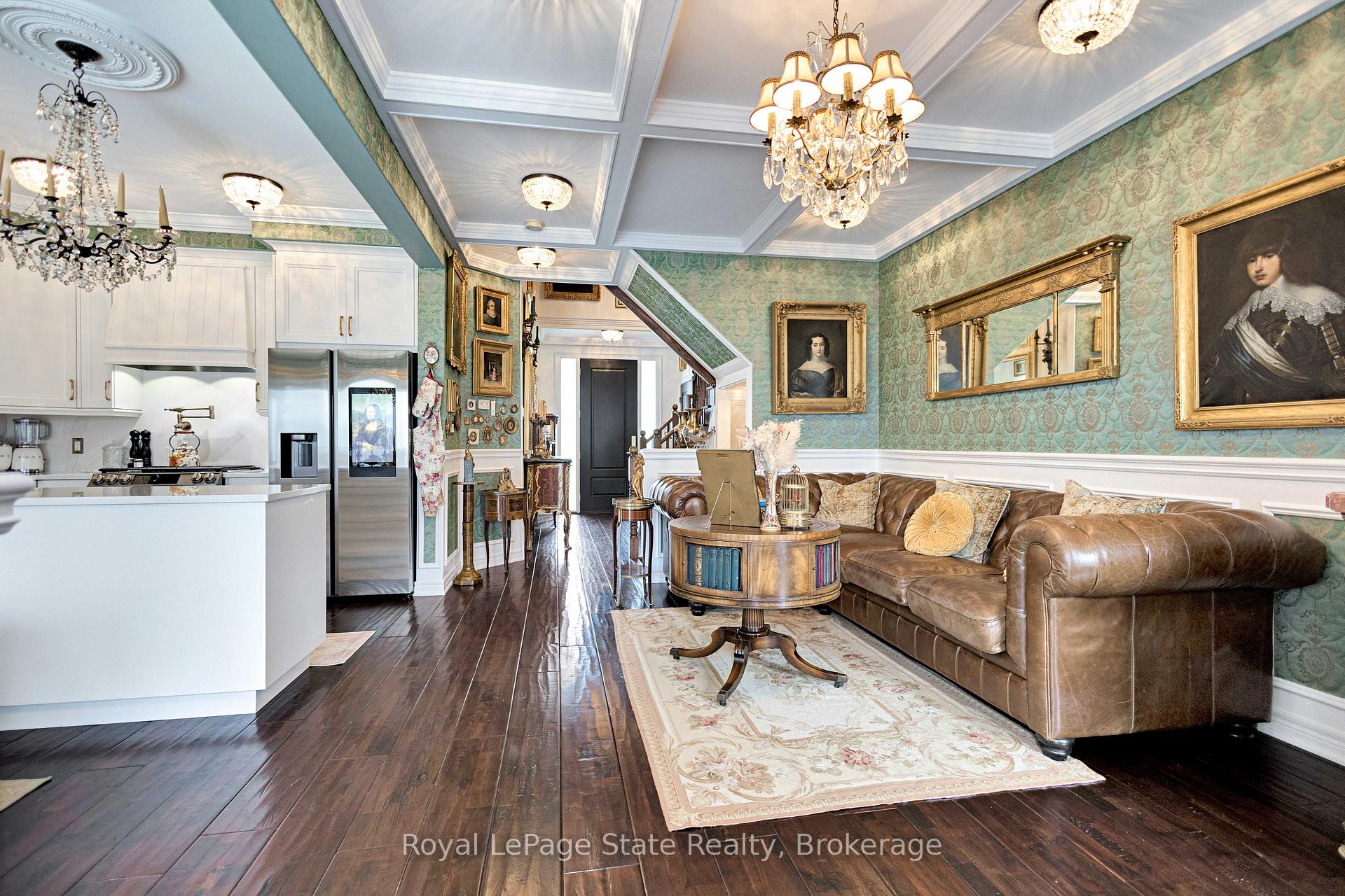 Photo 9 of 275 John Frederick Drive, Hamilton, Meadowlands — HOMEH