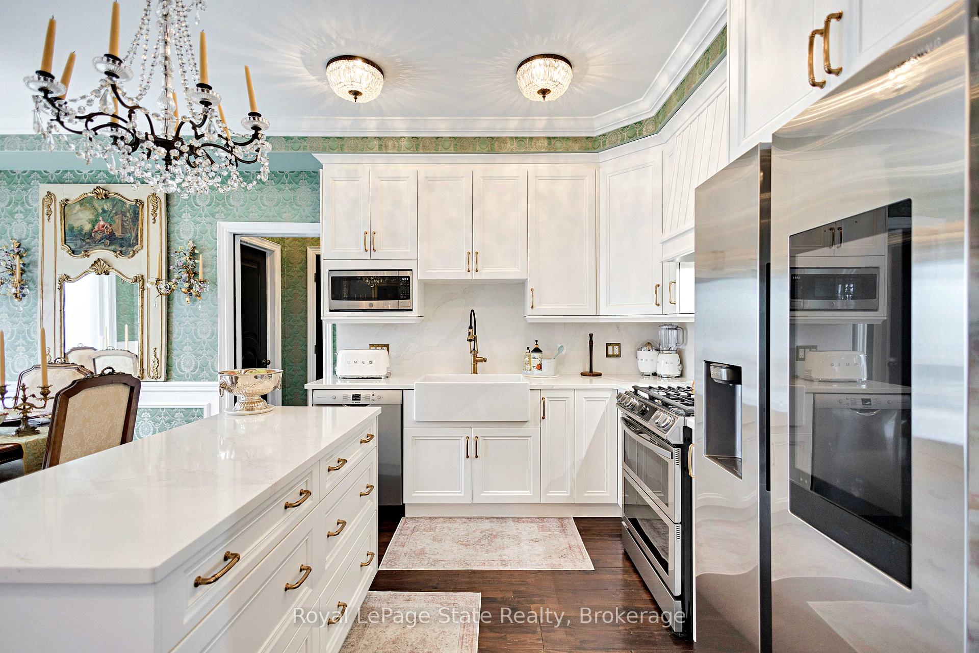 Photo 14 of 275 John Frederick Drive, Hamilton, Meadowlands — HOMEH