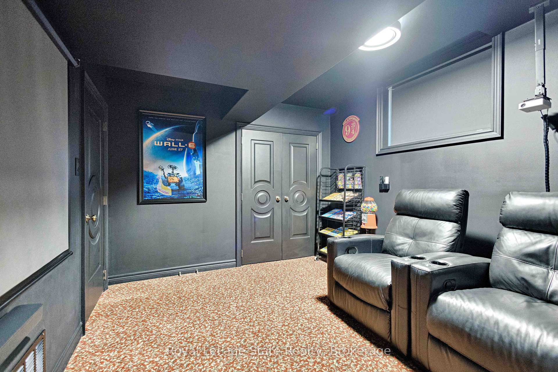 Photo 41 of 275 John Frederick Drive, Hamilton, Meadowlands — HOMEH