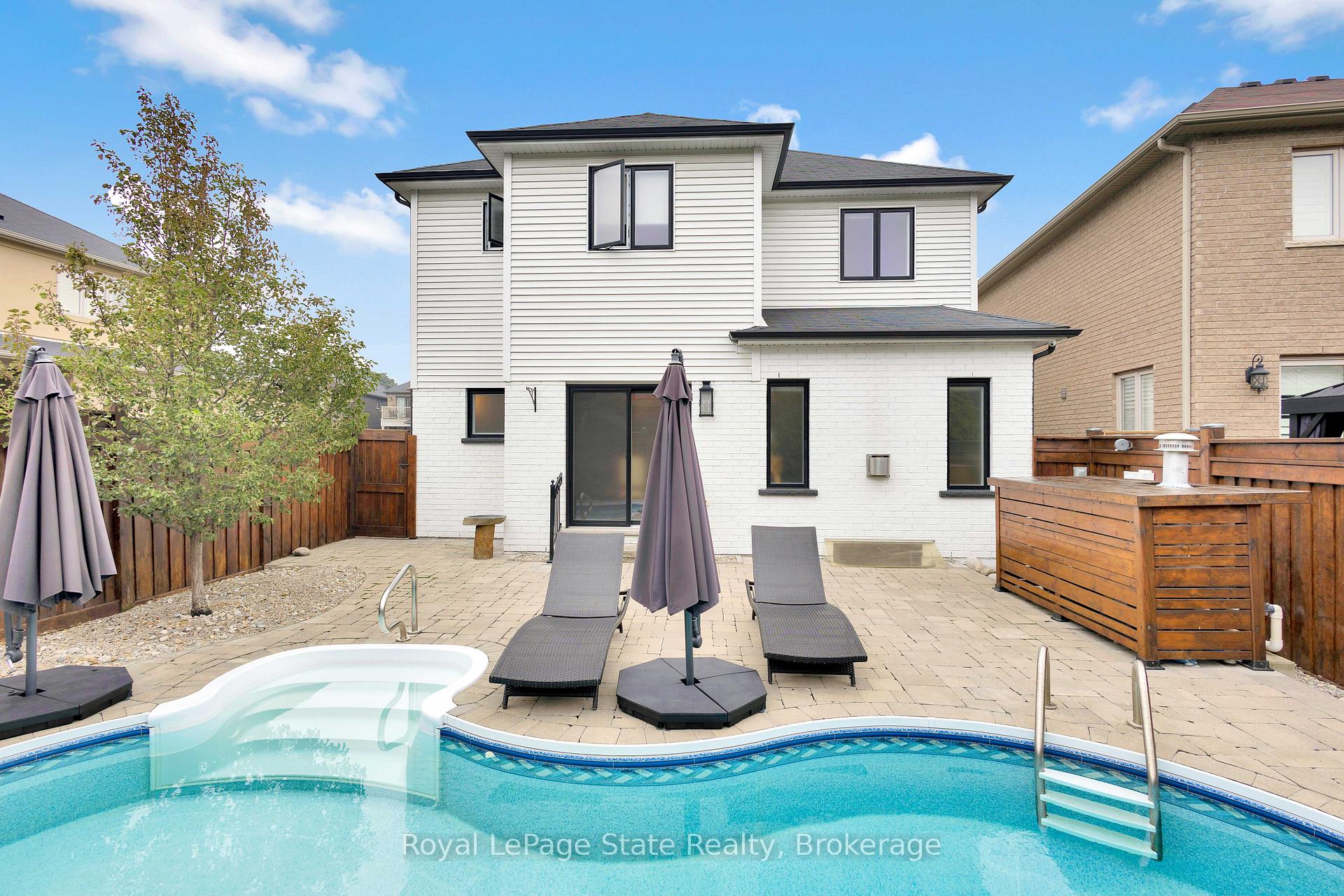 Photo 42 of 275 John Frederick Drive, Hamilton, Meadowlands — HOMEH
