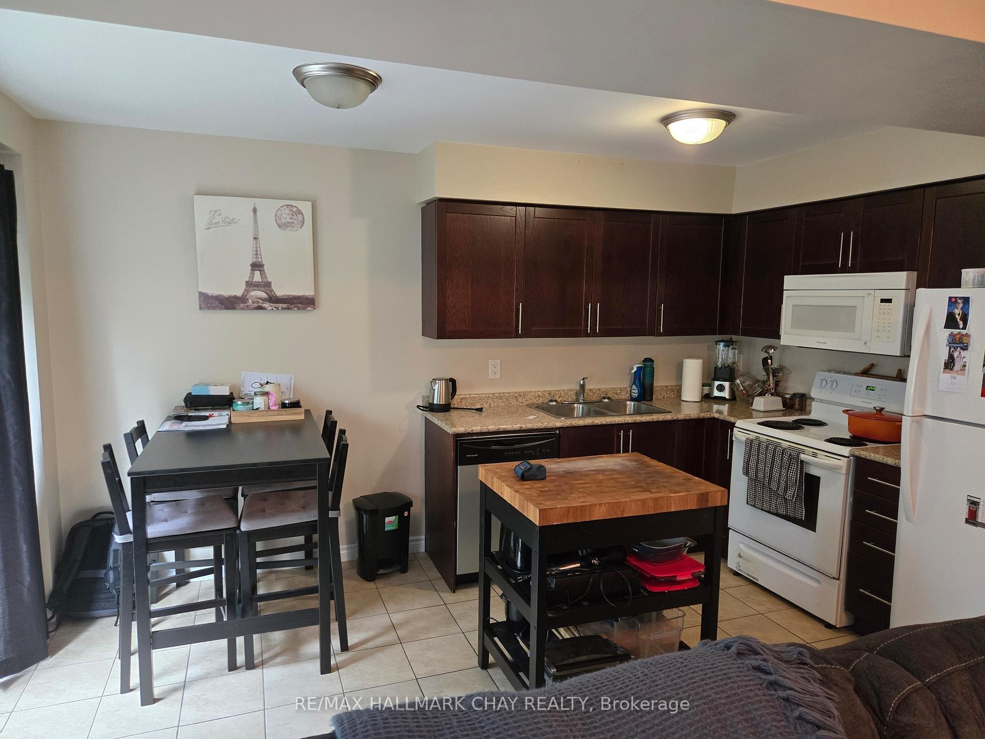 Photo 3 of Unit 7, 204 Alva Street S, Barrie, Ardagh — HOMEH