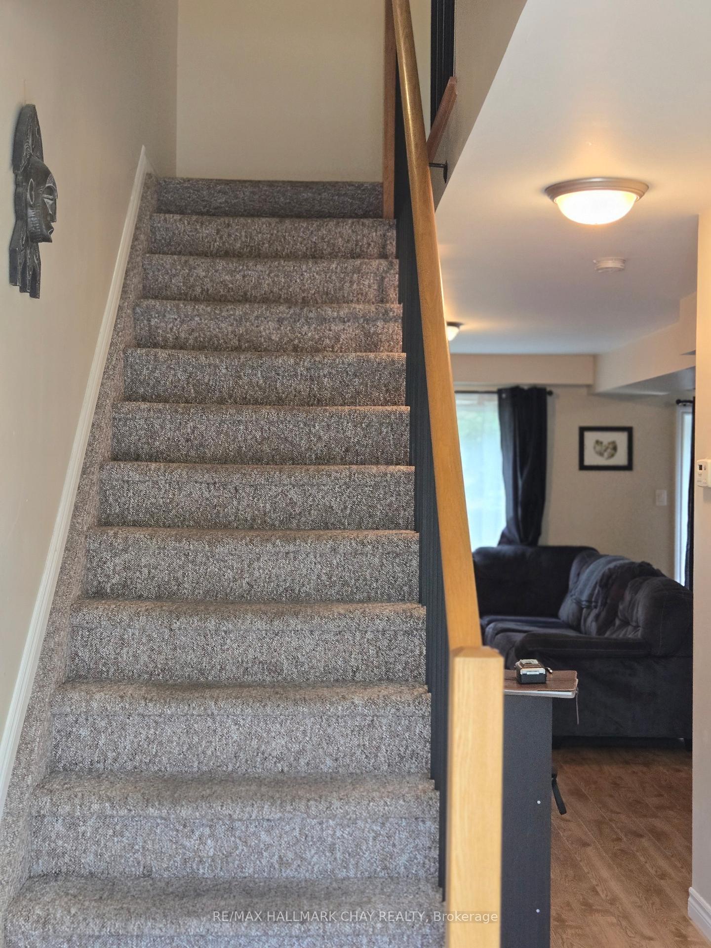 Photo 6 of Unit 7, 204 Alva Street S, Barrie, Ardagh — HOMEH