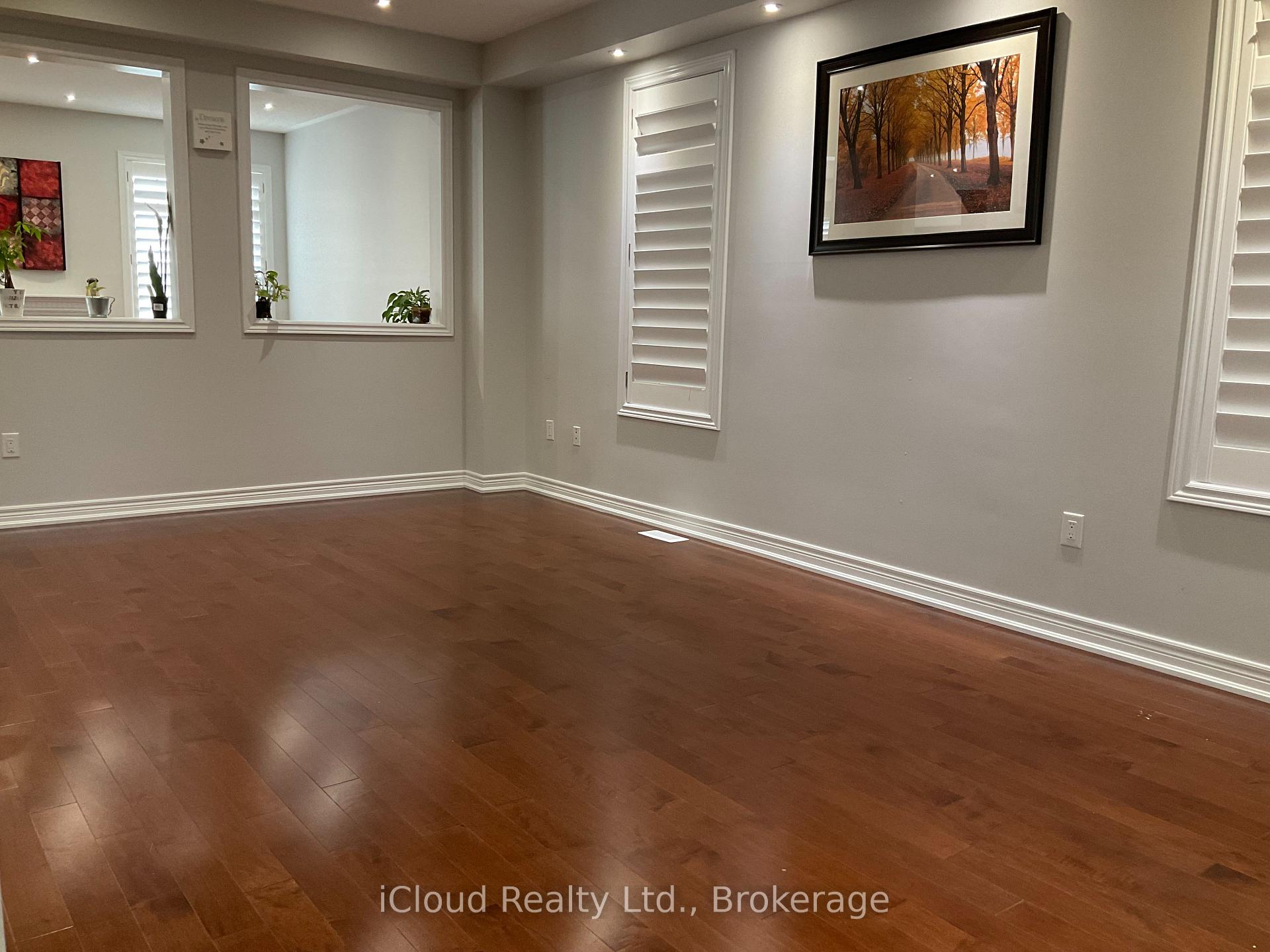 Photo 9 of 27 Relton Circle, Brampton, Vales of Castlemore — HOMEH
