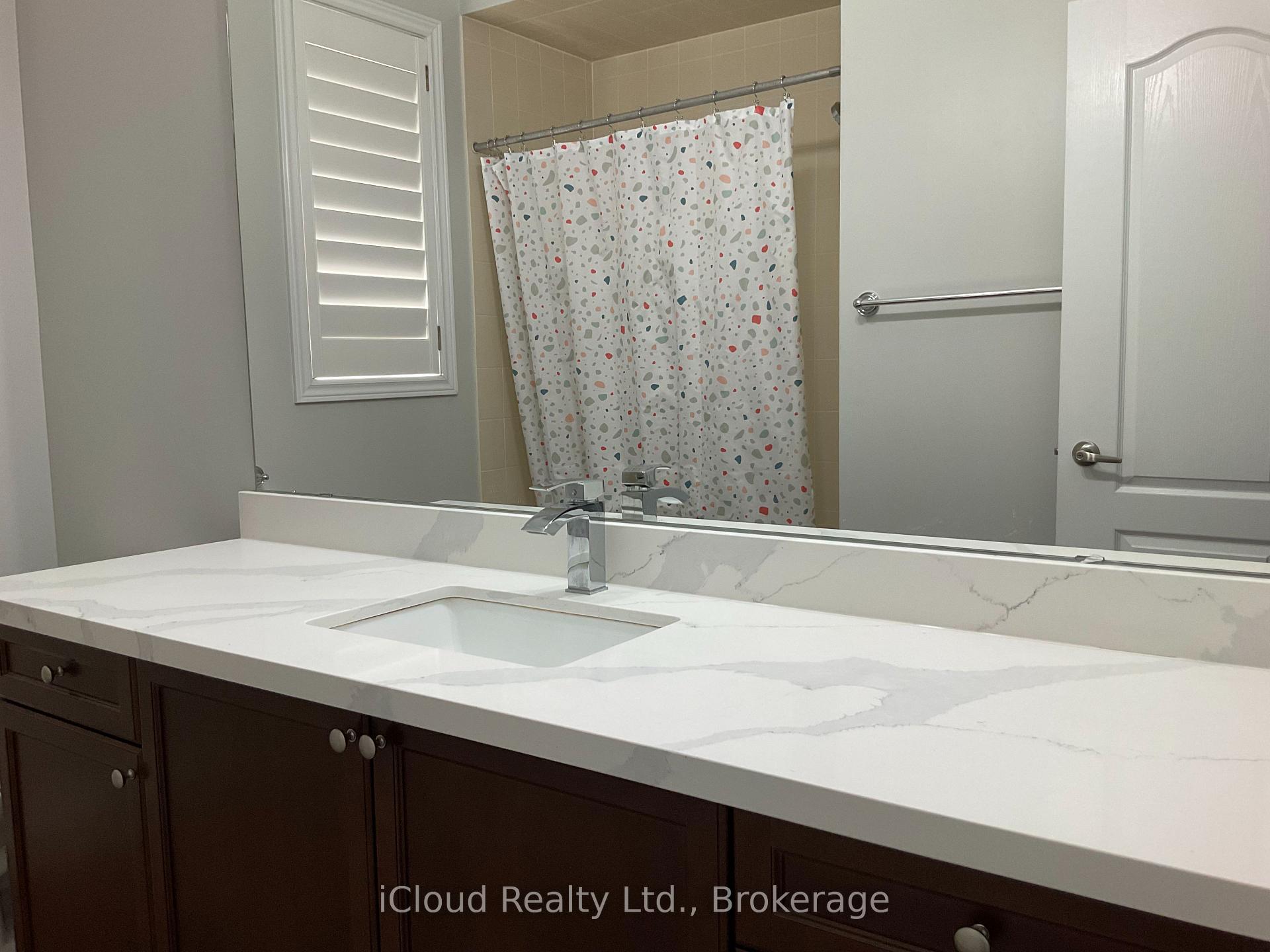 Photo 16 of 27 Relton Circle, Brampton, Vales of Castlemore — HOMEH