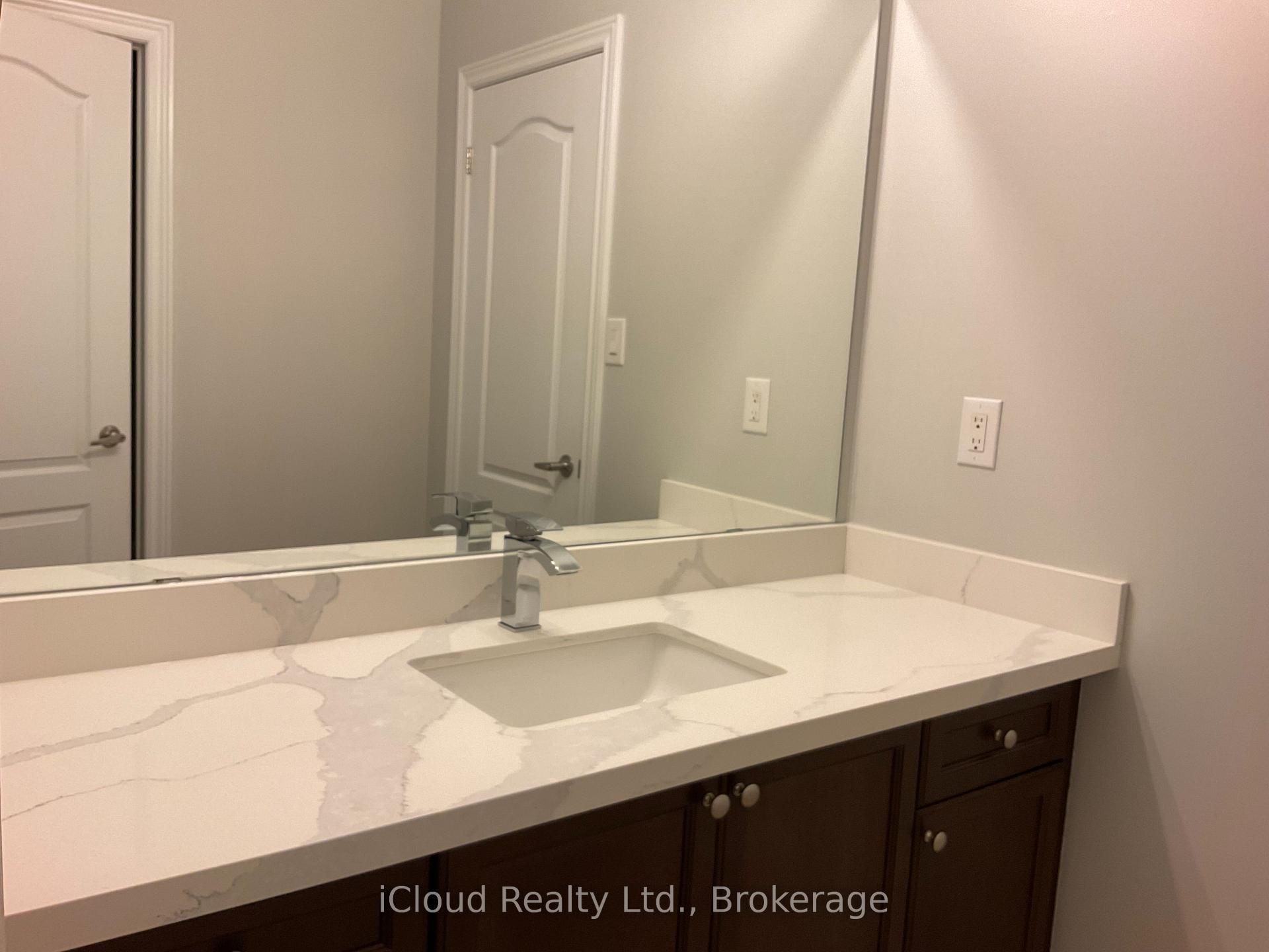 Photo 18 of 27 Relton Circle, Brampton, Vales of Castlemore — HOMEH