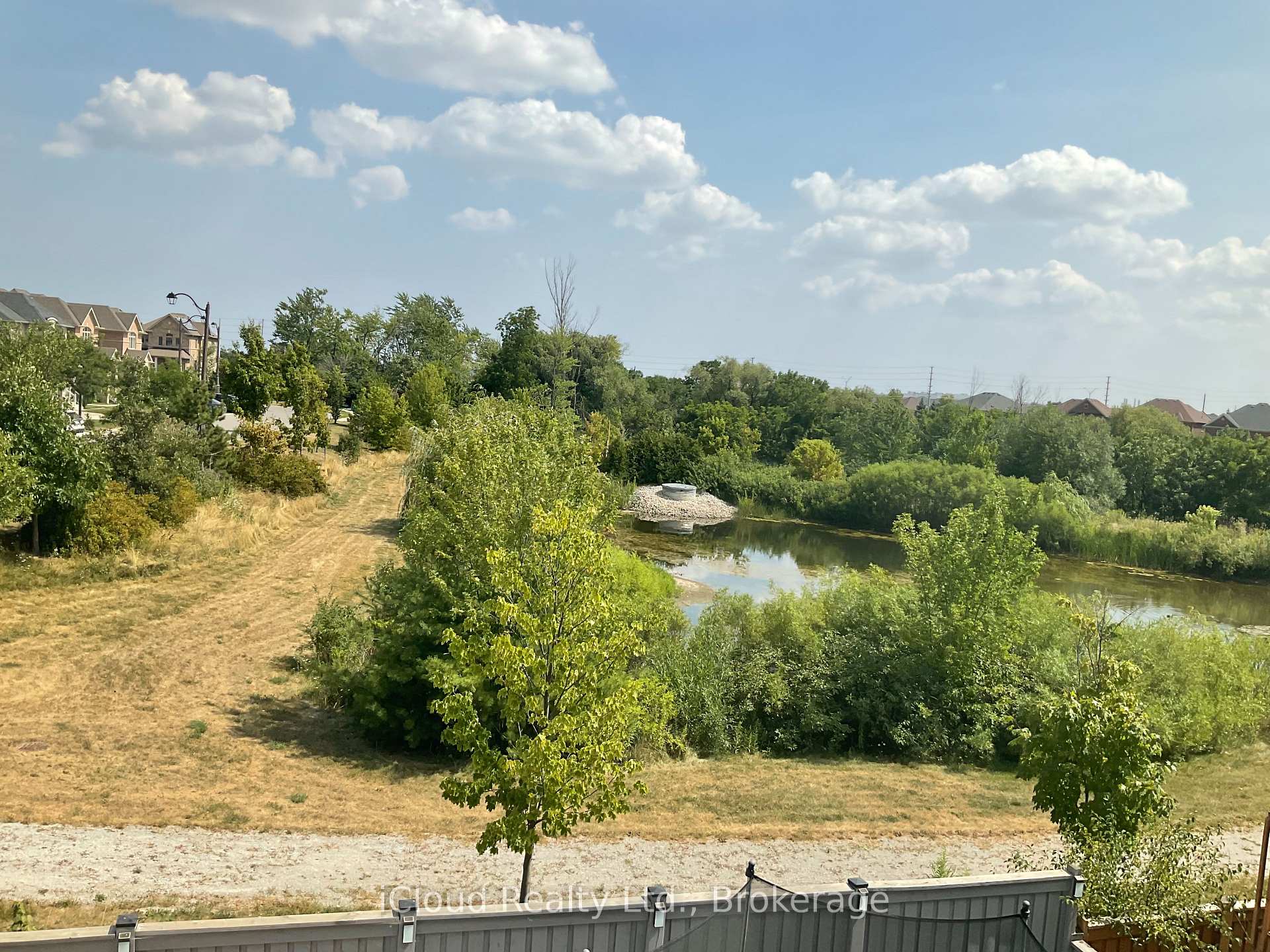 Photo 30 of 27 Relton Circle, Brampton, Vales of Castlemore — HOMEH