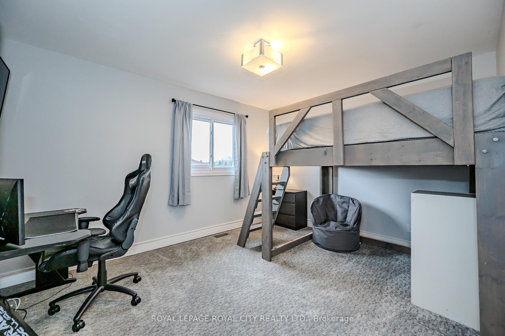 Photo 20 of 21 Kortright Road E, Guelph, Kortright East — HOMEH