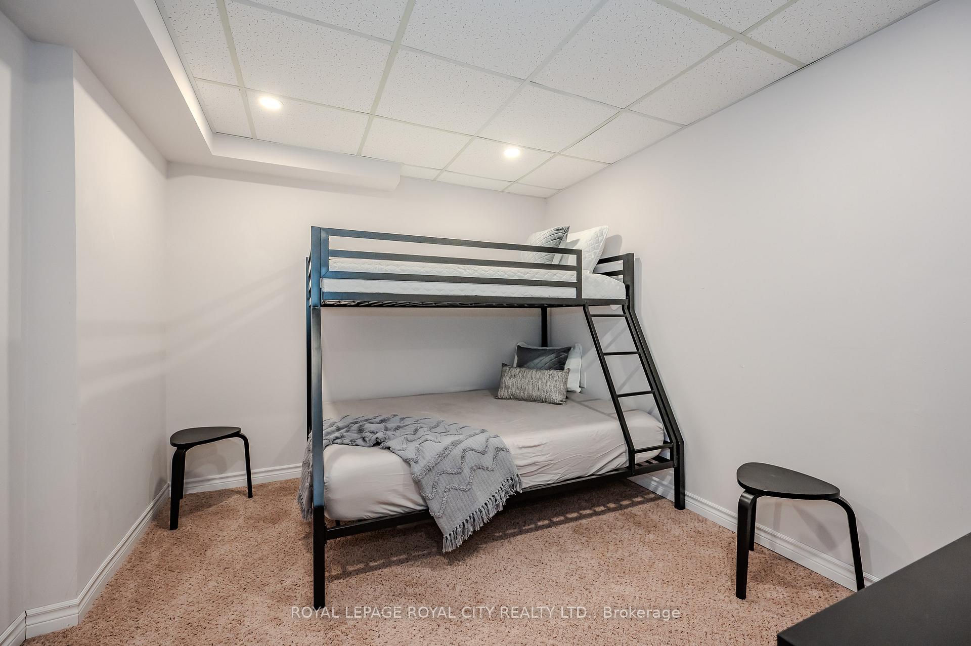 Photo 31 of 21 Kortright Road E, Guelph, Kortright East — HOMEH