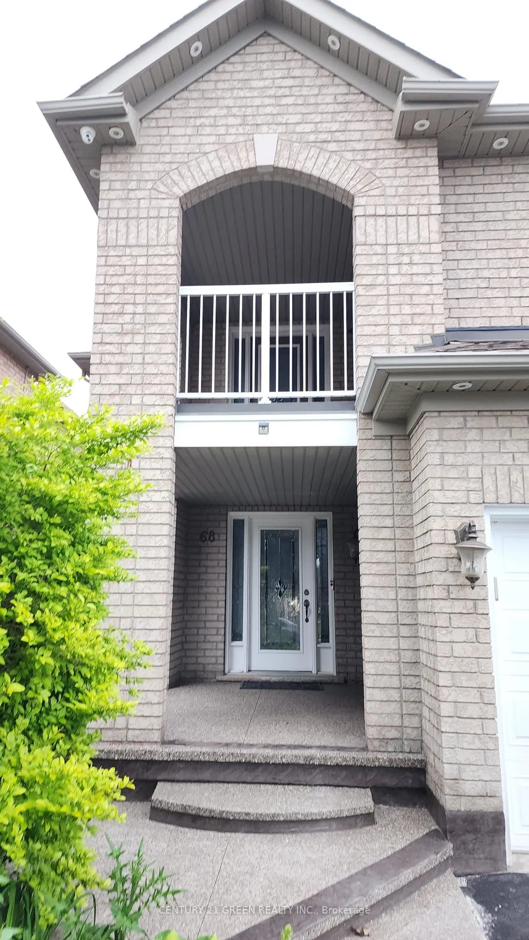 Photo 4 of Unit UPPER PORTION, 68 River Rock Crescent, Brampton, Fletcher's Meadow — HOMEH