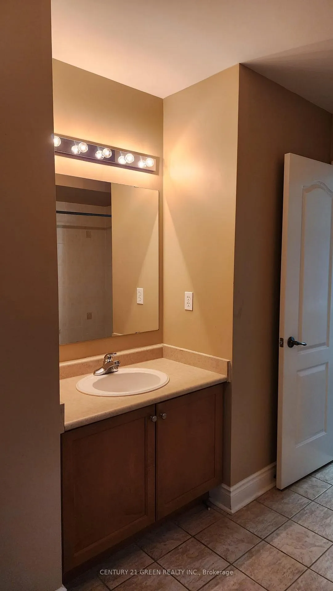 Photo 28 of Unit UPPER PORTION, 68 River Rock Crescent, Brampton, Fletcher's Meadow — HOMEH
