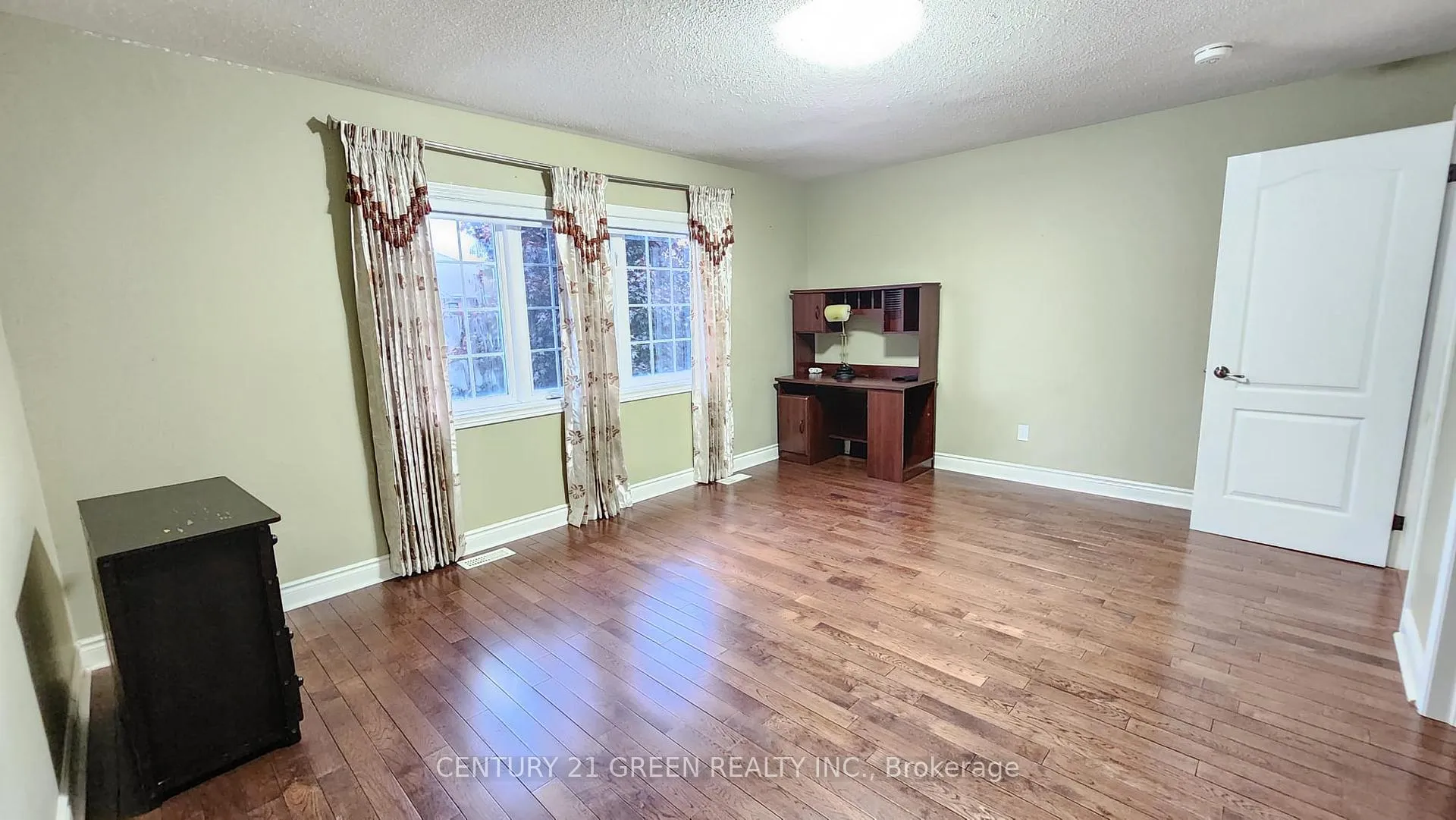 Photo 54 of Unit UPPER PORTION, 68 River Rock Crescent, Brampton, Fletcher's Meadow — HOMEH