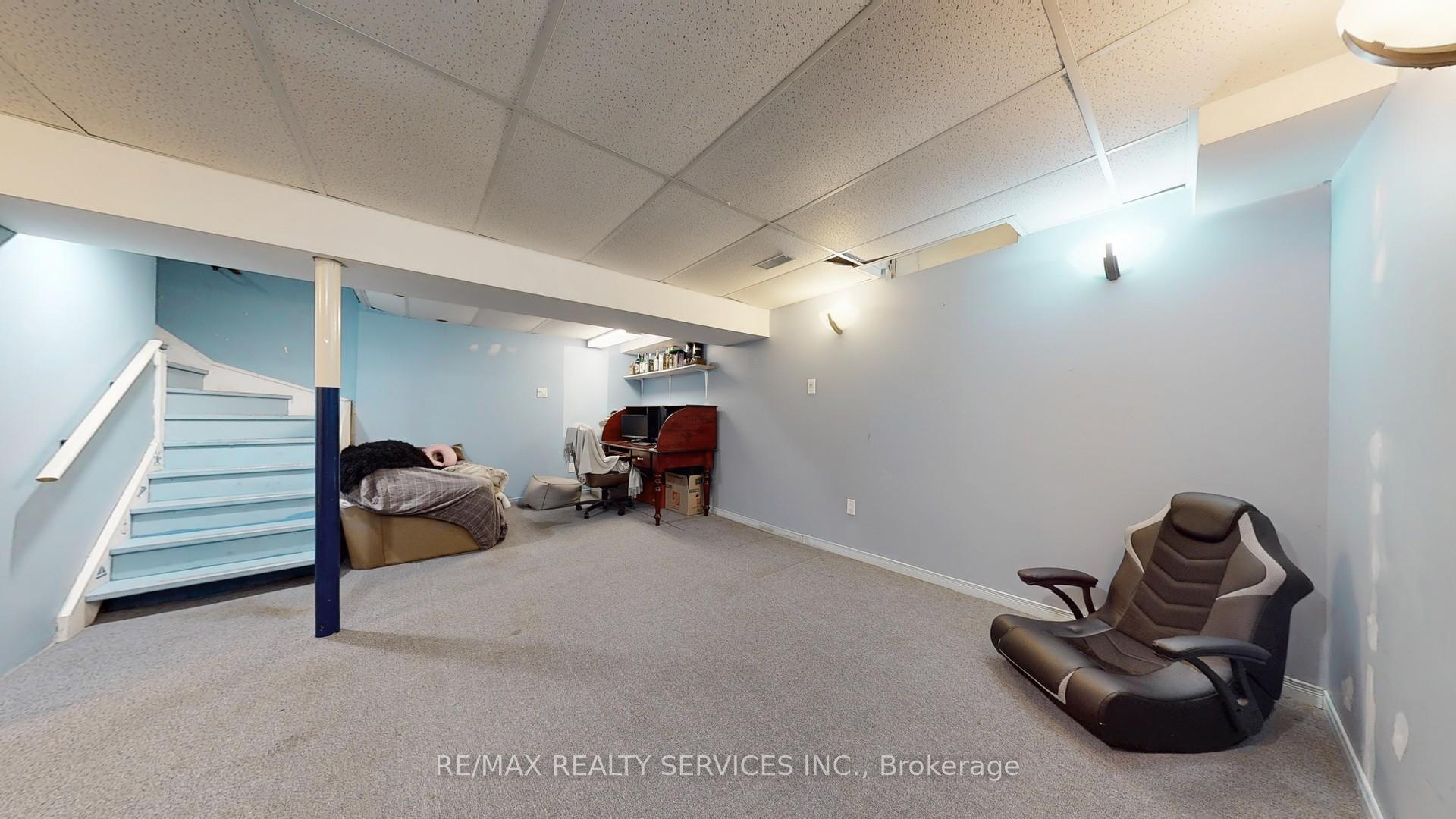 Photo 33 of 29 Primrose Crescent, Brampton, Heart Lake West — HOMEH