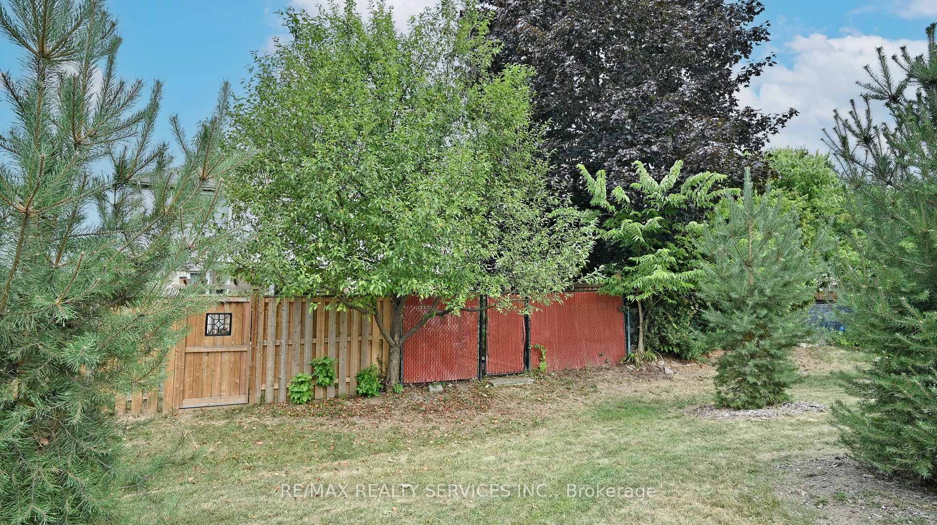 Photo 47 of 29 Primrose Crescent, Brampton, Heart Lake West — HOMEH