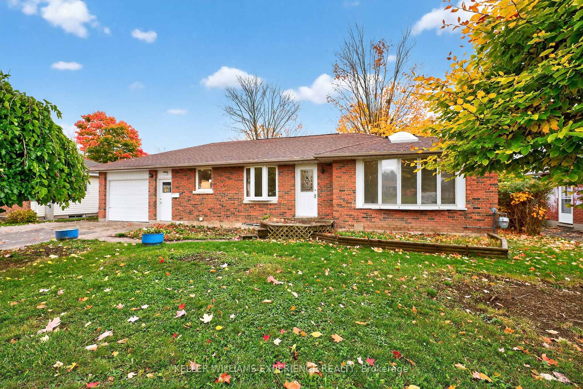 Photo 1 of 229 Warnica Road, Barrie, Painswick North — HOMEH
