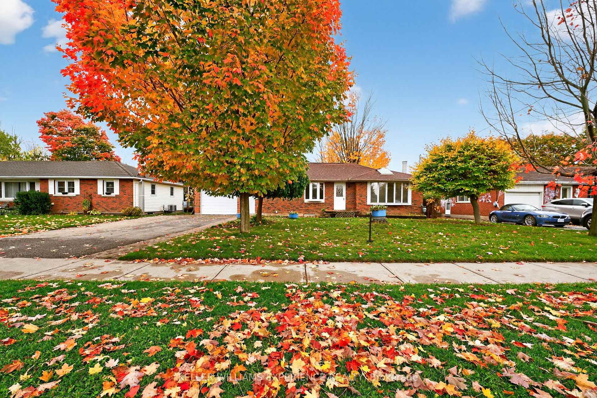 Photo 14 of 229 Warnica Road, Barrie, Painswick North — HOMEH