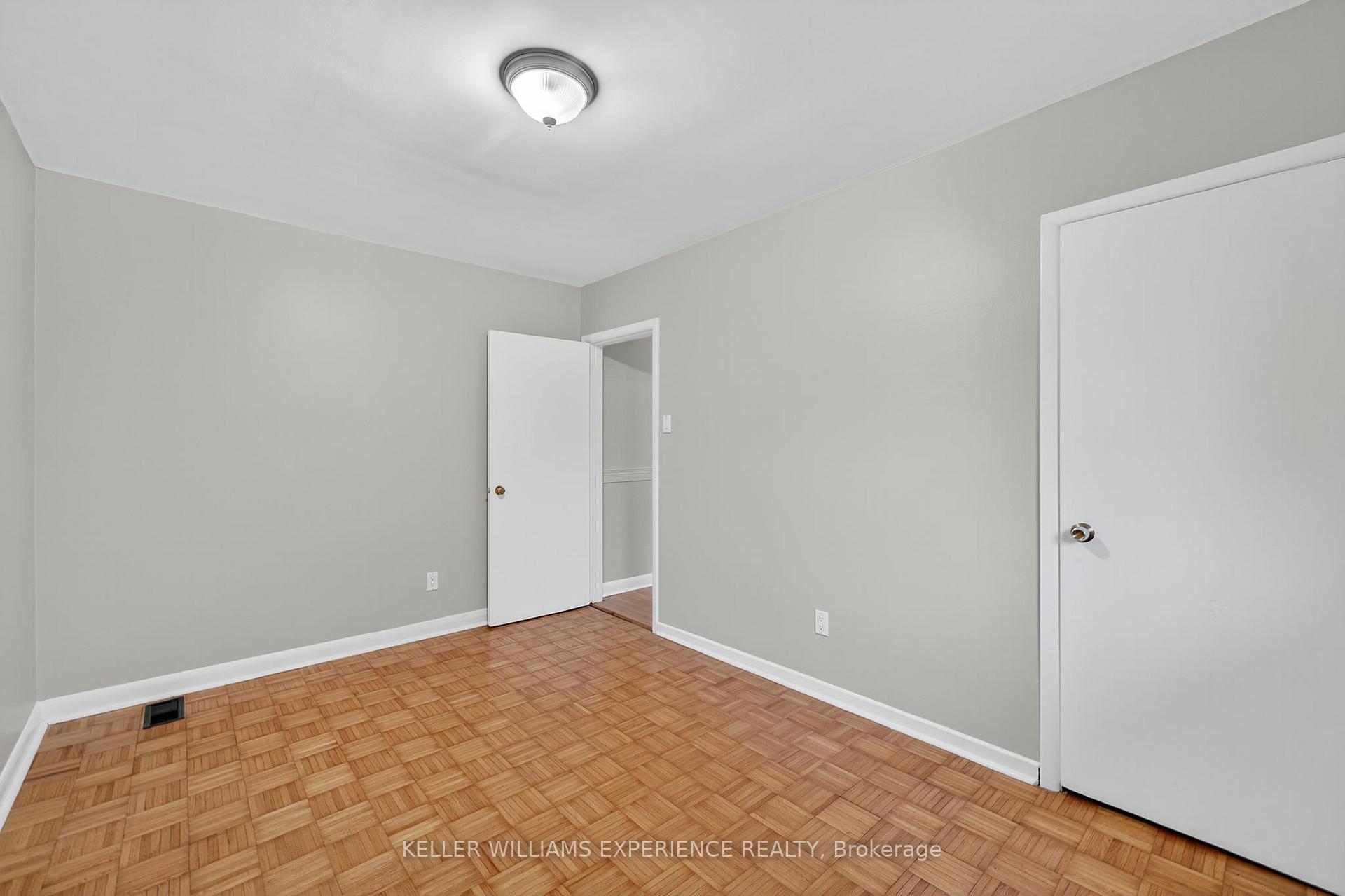 Photo 19 of 229 Warnica Road, Barrie, Painswick North — HOMEH