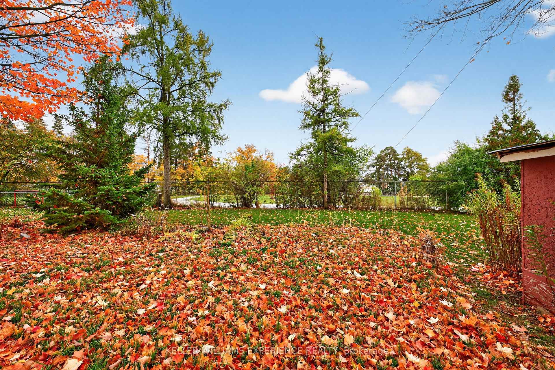 Photo 38 of 229 Warnica Road, Barrie, Painswick North — HOMEH