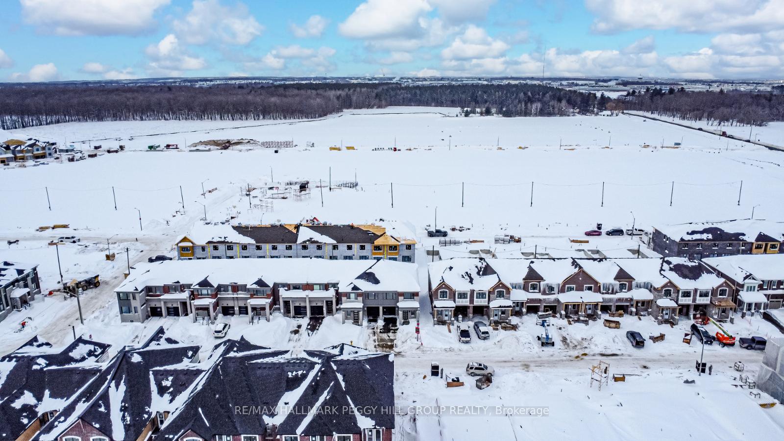 Photo 2 of 99 Ennerdale Street, Barrie, Rural Barrie Southwest — HOMEH