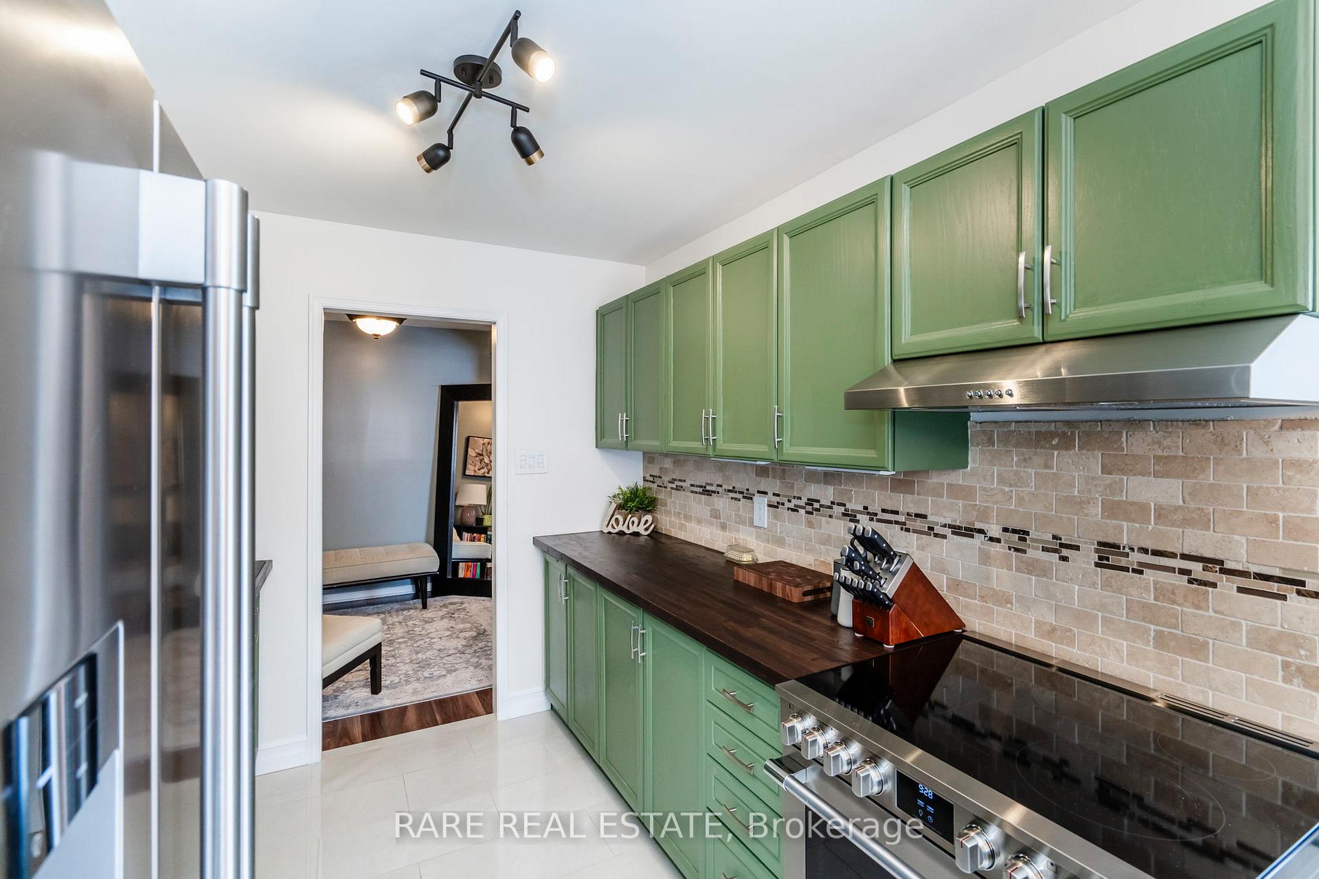 Photo 11 of 78 Hadden Crescent, Barrie, Cundles East — HOMEH