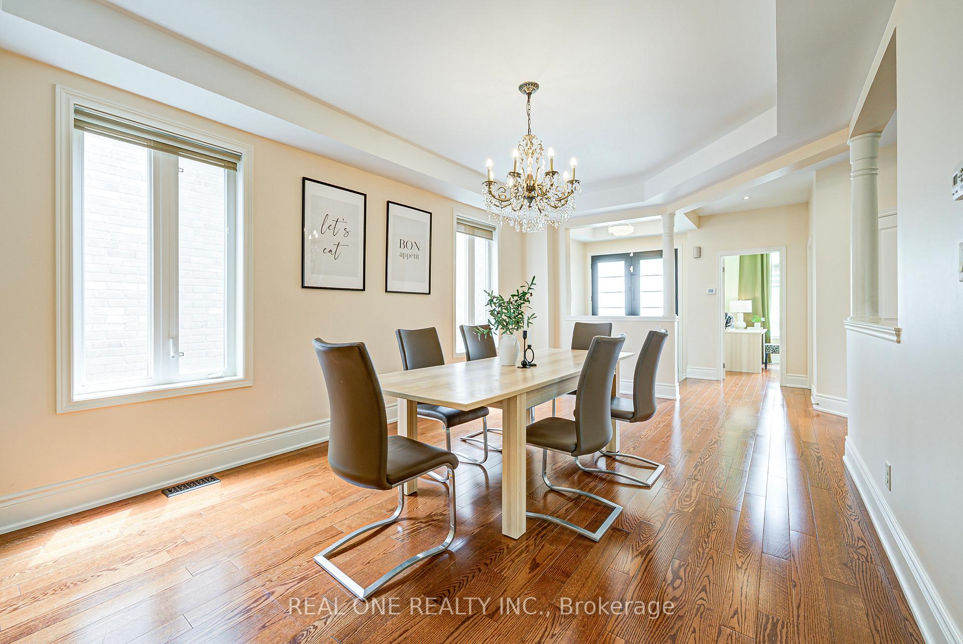 Photo 7 of 112 Sutherland Crescent, Hamilton, Meadowlands — HOMEH