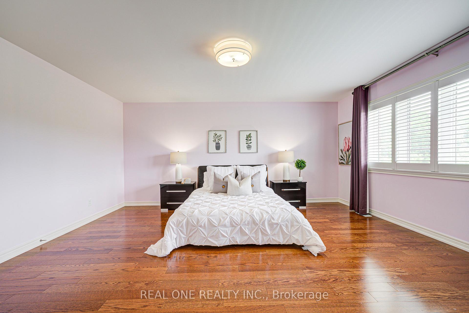 Photo 25 of 112 Sutherland Crescent, Hamilton, Meadowlands — HOMEH