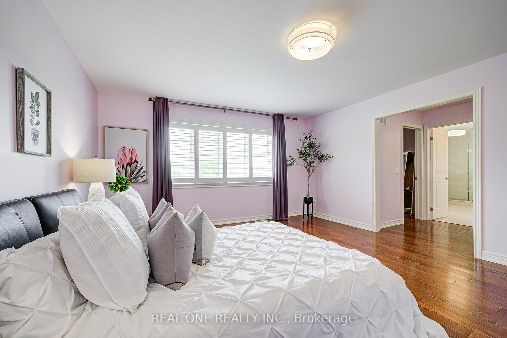 Photo 26 of 112 Sutherland Crescent, Hamilton, Meadowlands — HOMEH