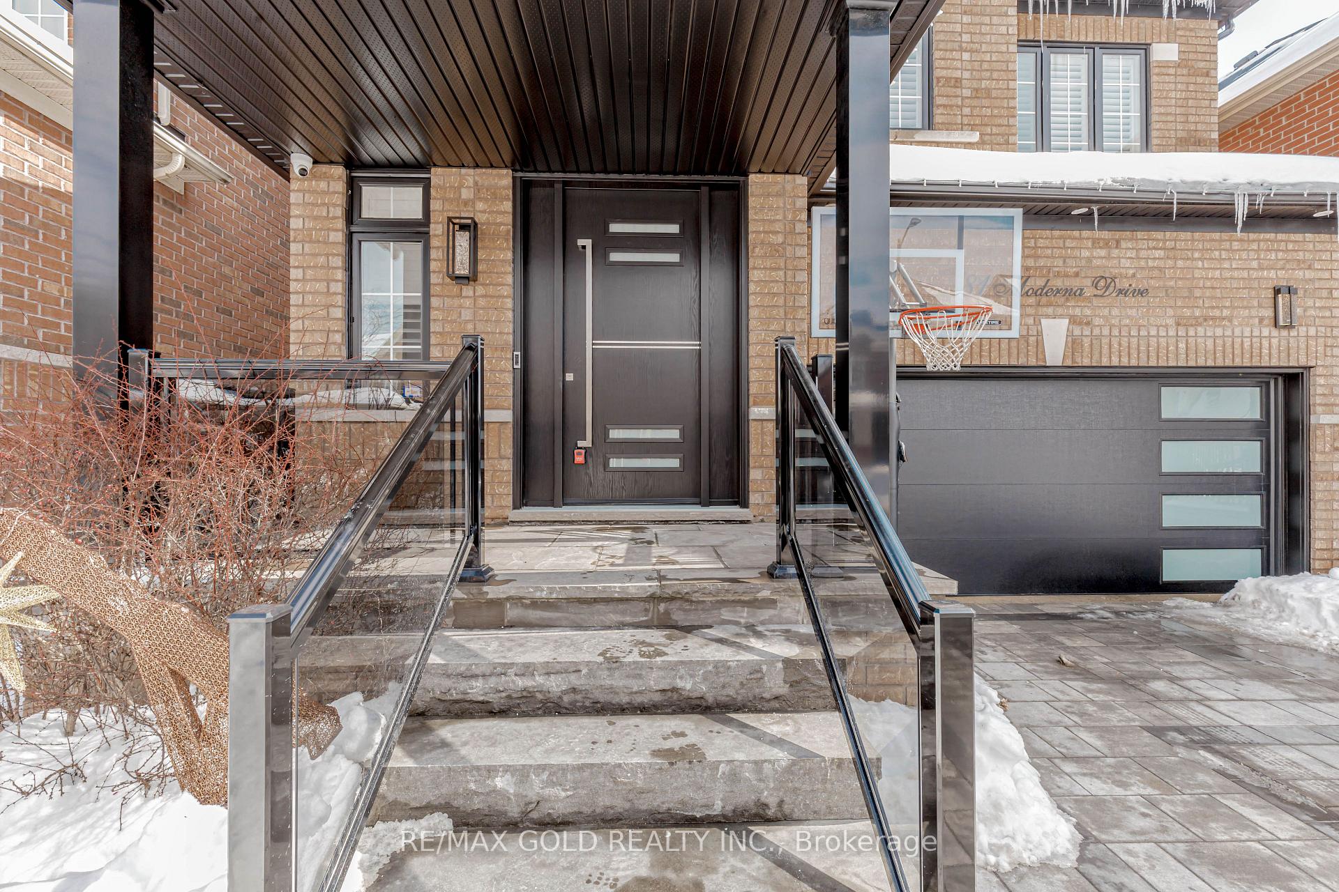 Photo 2 of 81 Moderna Drive, Vaughan, Vellore Village — HOMEH