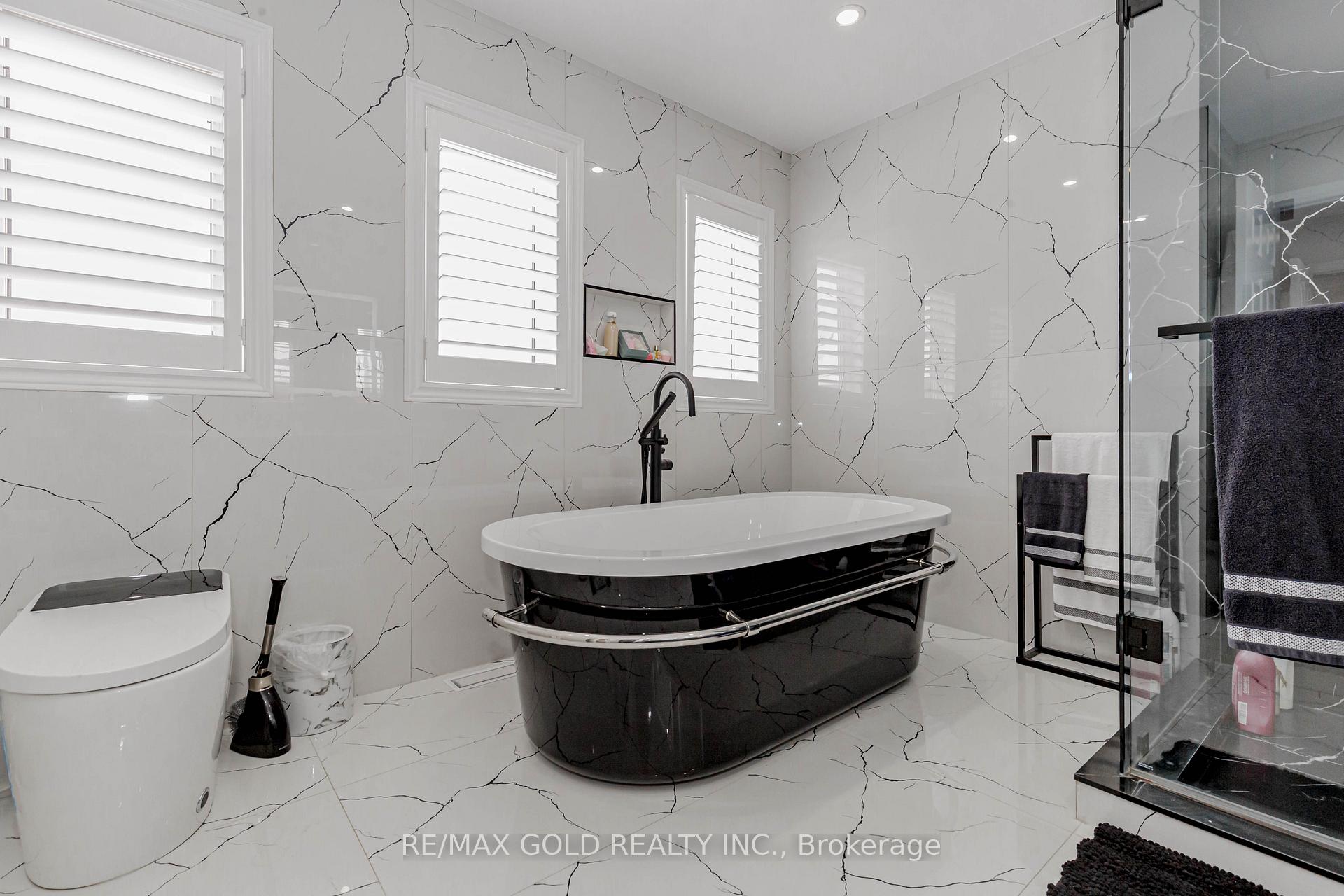 Photo 21 of 81 Moderna Drive, Vaughan, Vellore Village — HOMEH