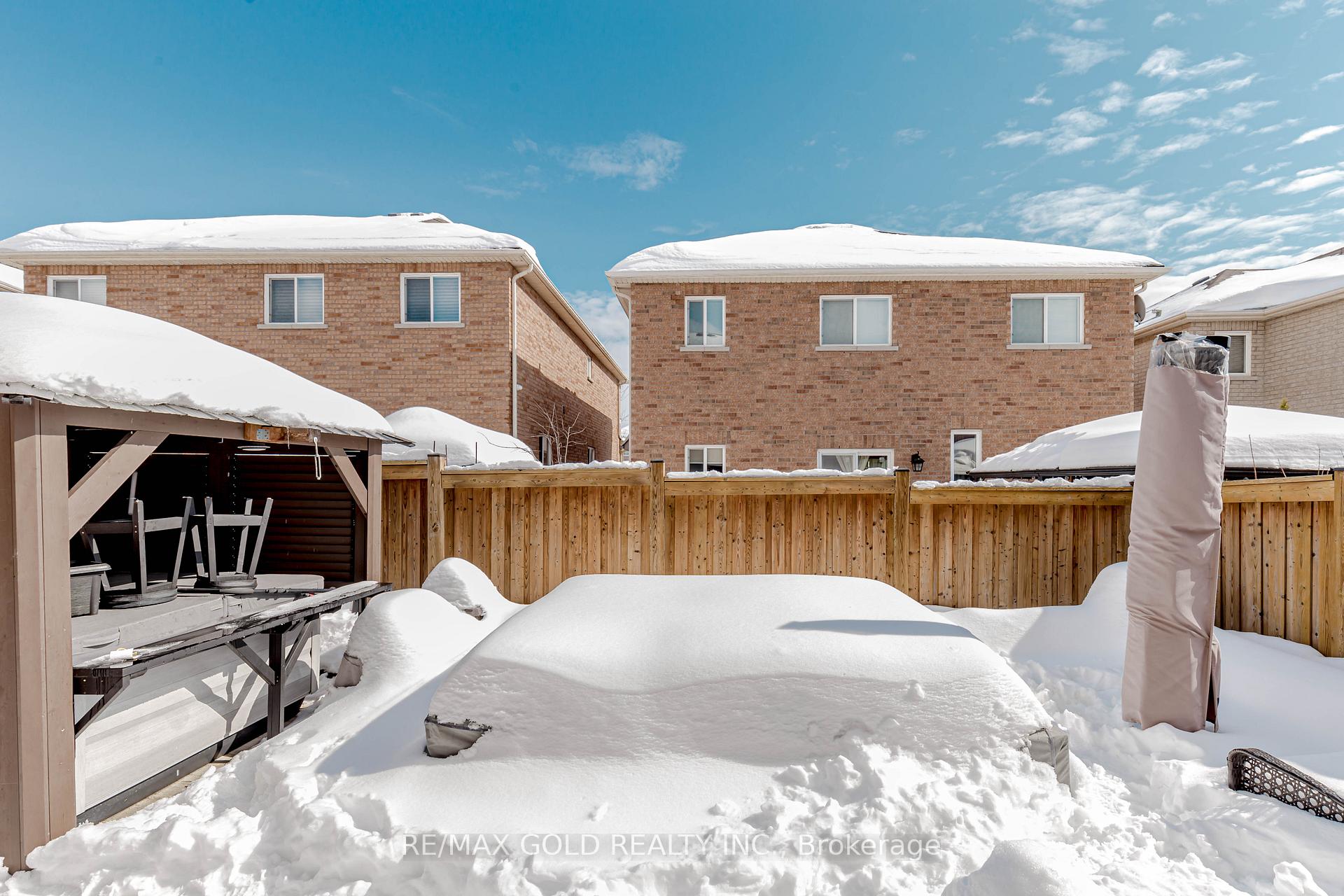 Photo 32 of 81 Moderna Drive, Vaughan, Vellore Village — HOMEH