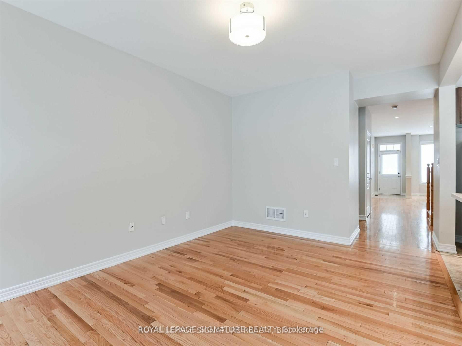 Photo 6 of 37 Chesterwood Crescent, Brampton, Credit Valley — HOMEH