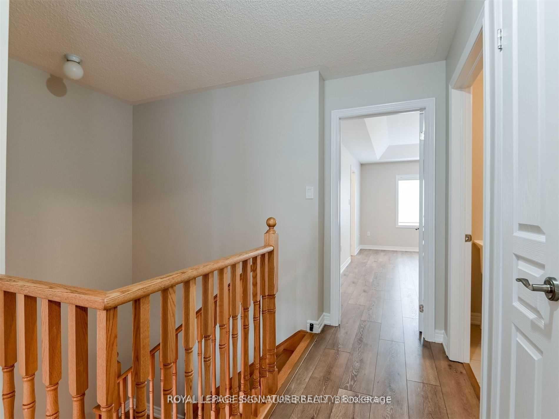 Photo 19 of 37 Chesterwood Crescent, Brampton, Credit Valley — HOMEH