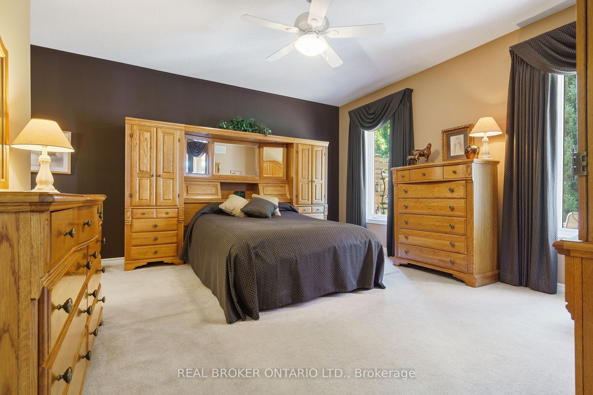 Photo 14 of 182 Valridge Drive, Hamilton, Ancaster — HOMEH